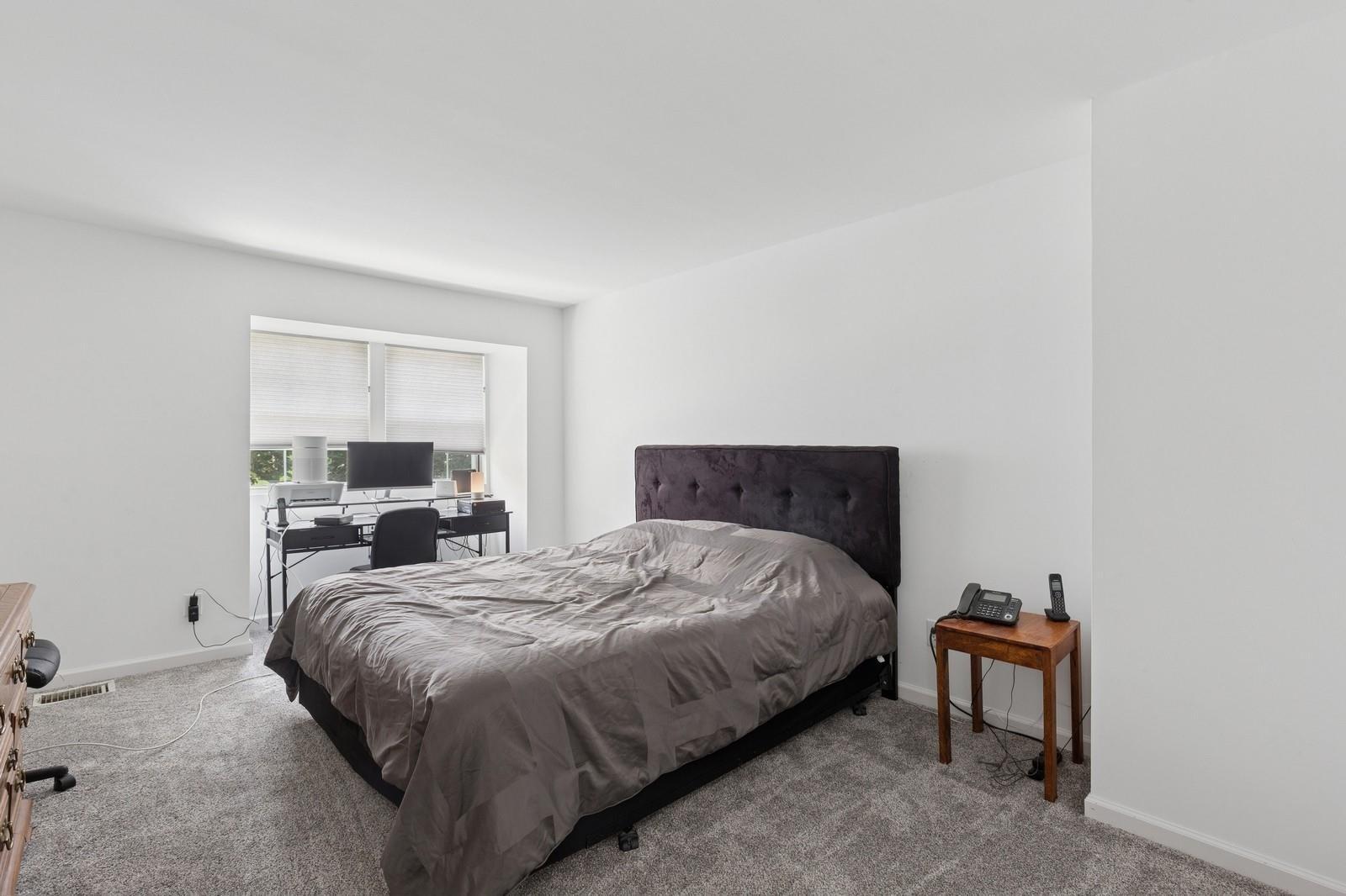 Condo Taylor  Suffolk County, NY 11980, MLS-867831-10