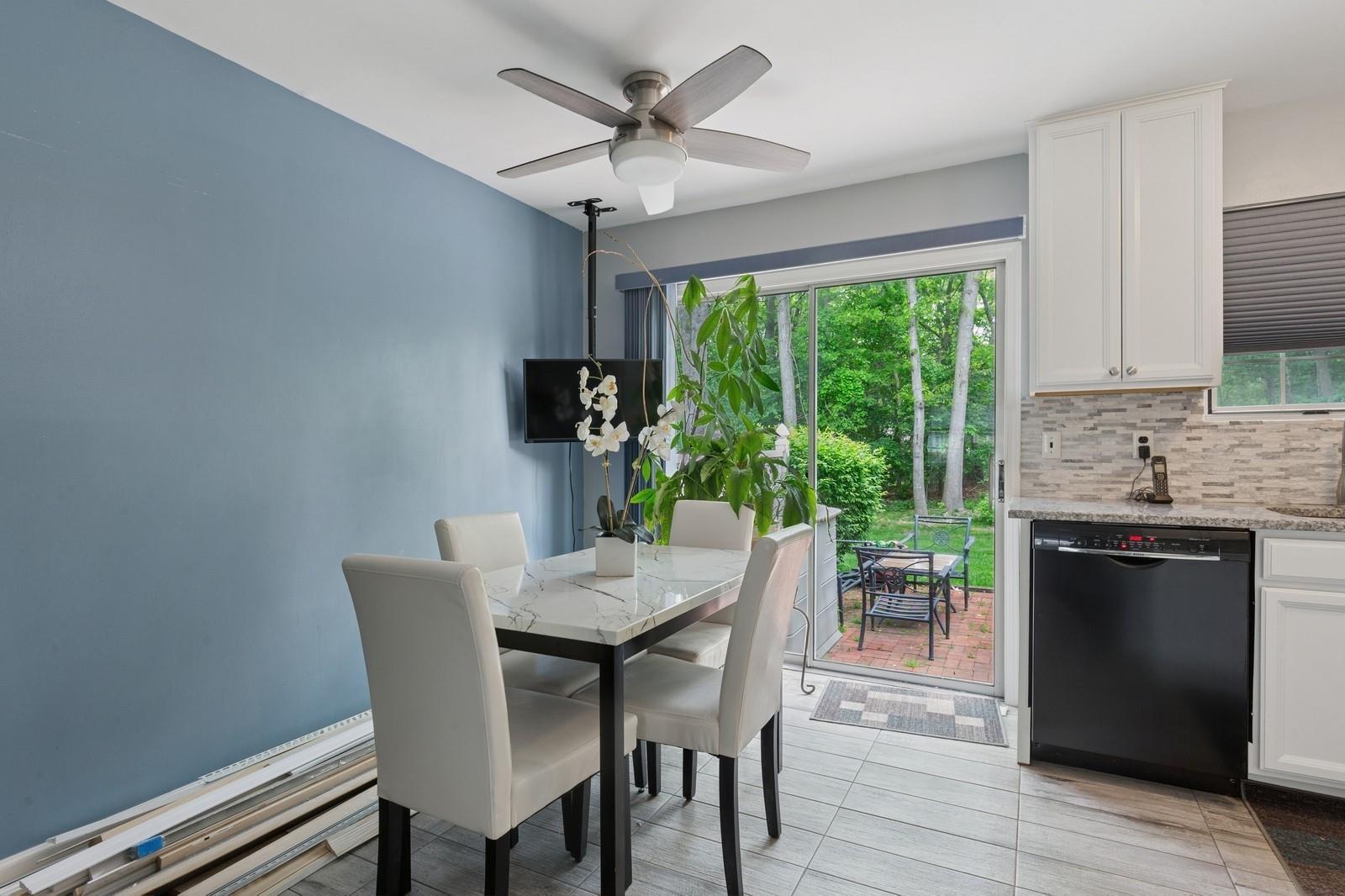 Condo Taylor  Suffolk County, NY 11980, MLS-867831-5