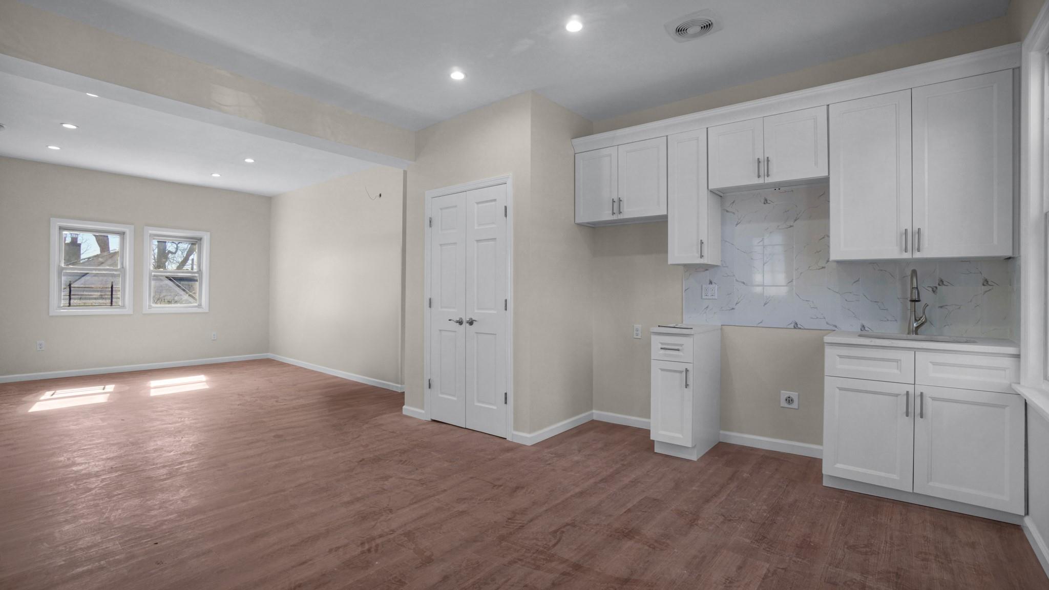 Single Family Paulding  Bronx, NY 10469, MLS-867842-10