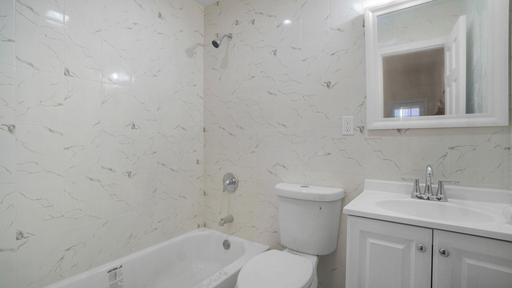 Single Family Paulding  Bronx, NY 10469, MLS-867842-25