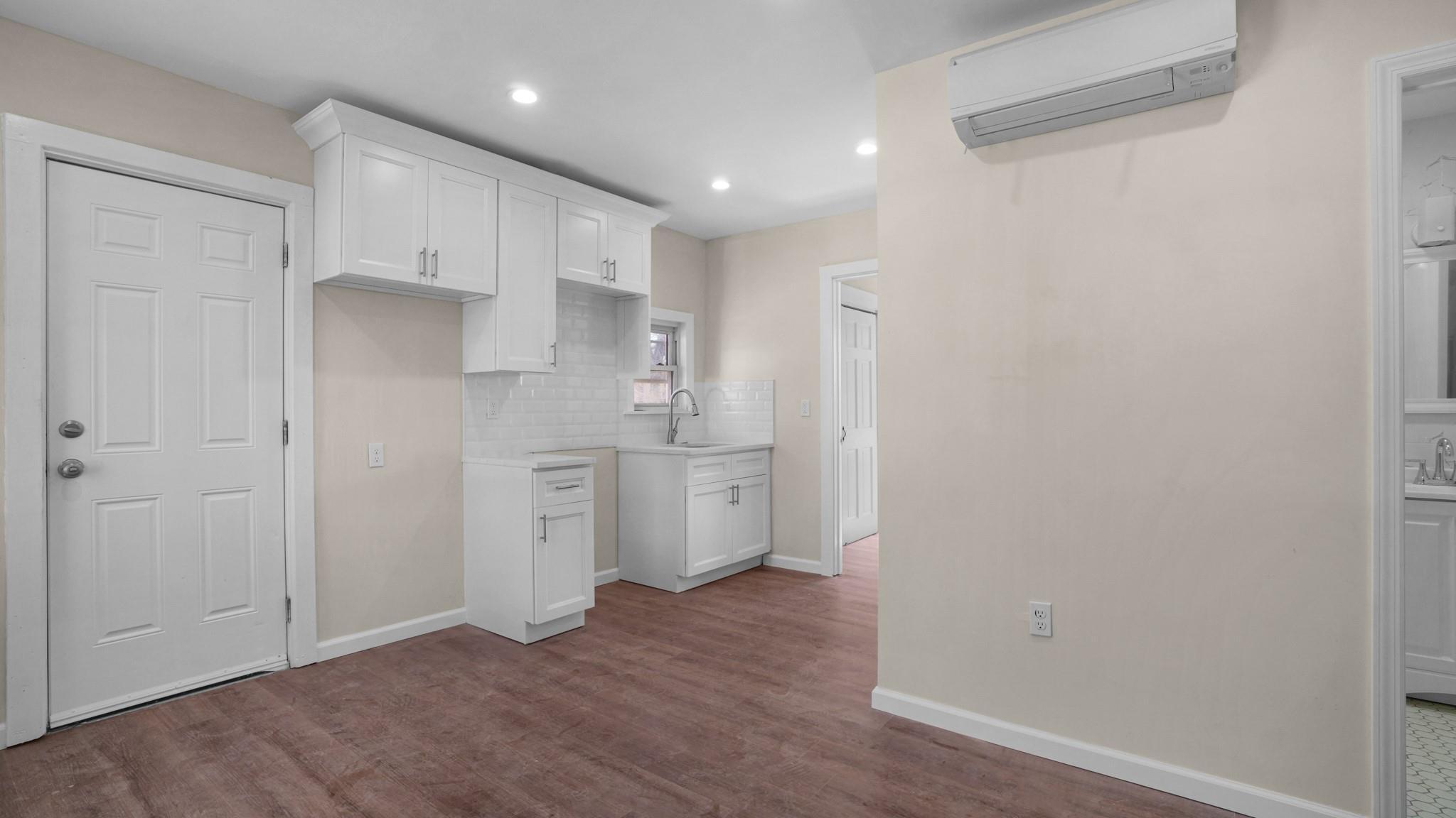 Single Family Paulding  Bronx, NY 10469, MLS-867842-8