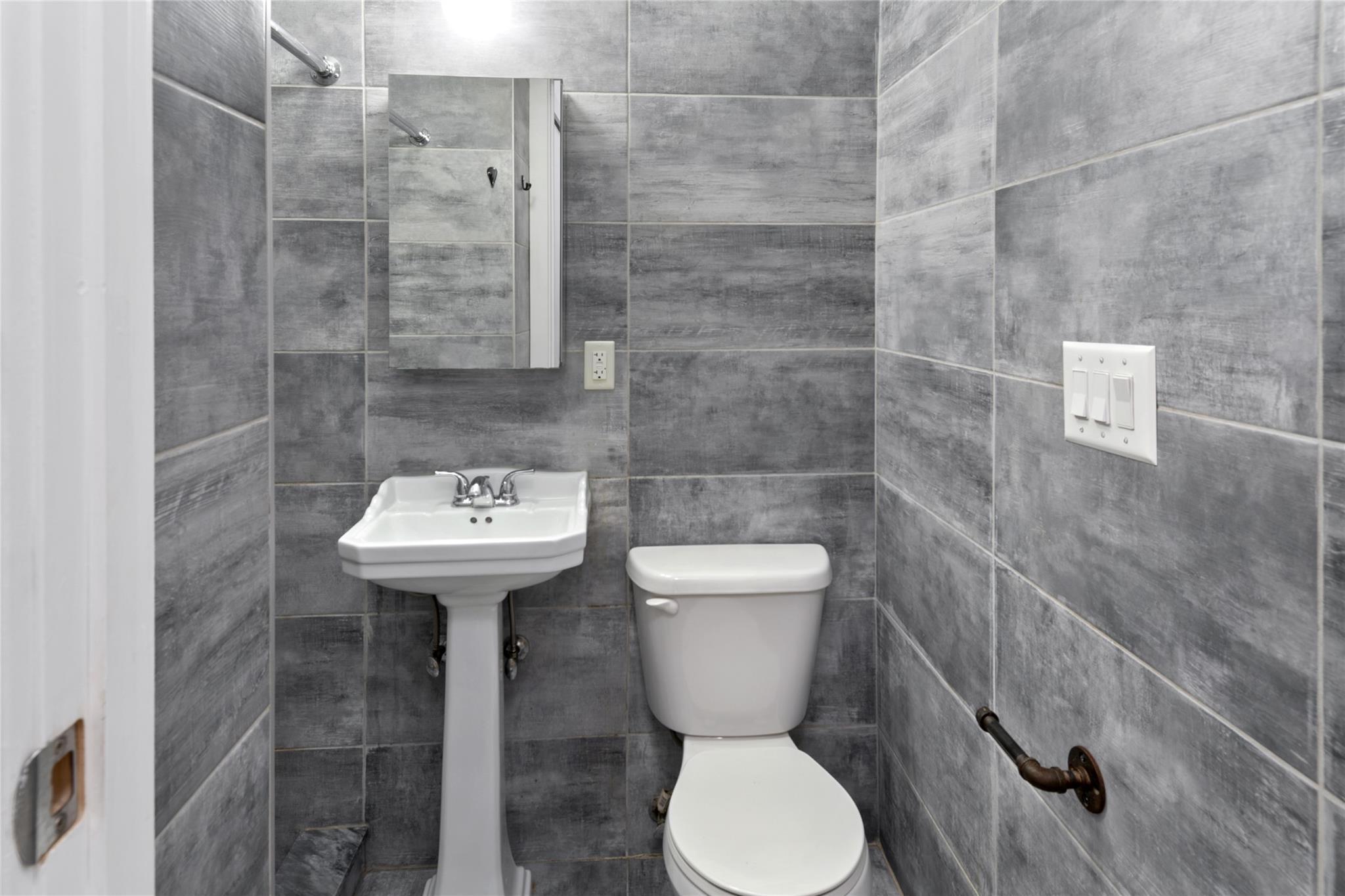 Single Family 151st  Bronx, NY 10451, MLS-867847-27