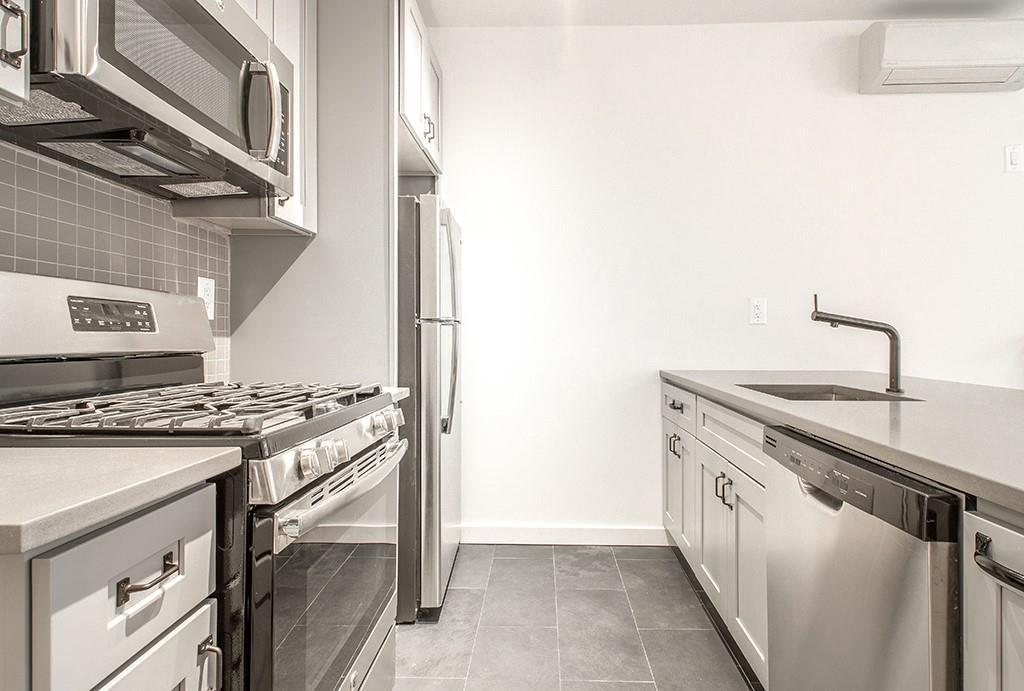 Single Family 151st  Bronx, NY 10451, MLS-867847-34