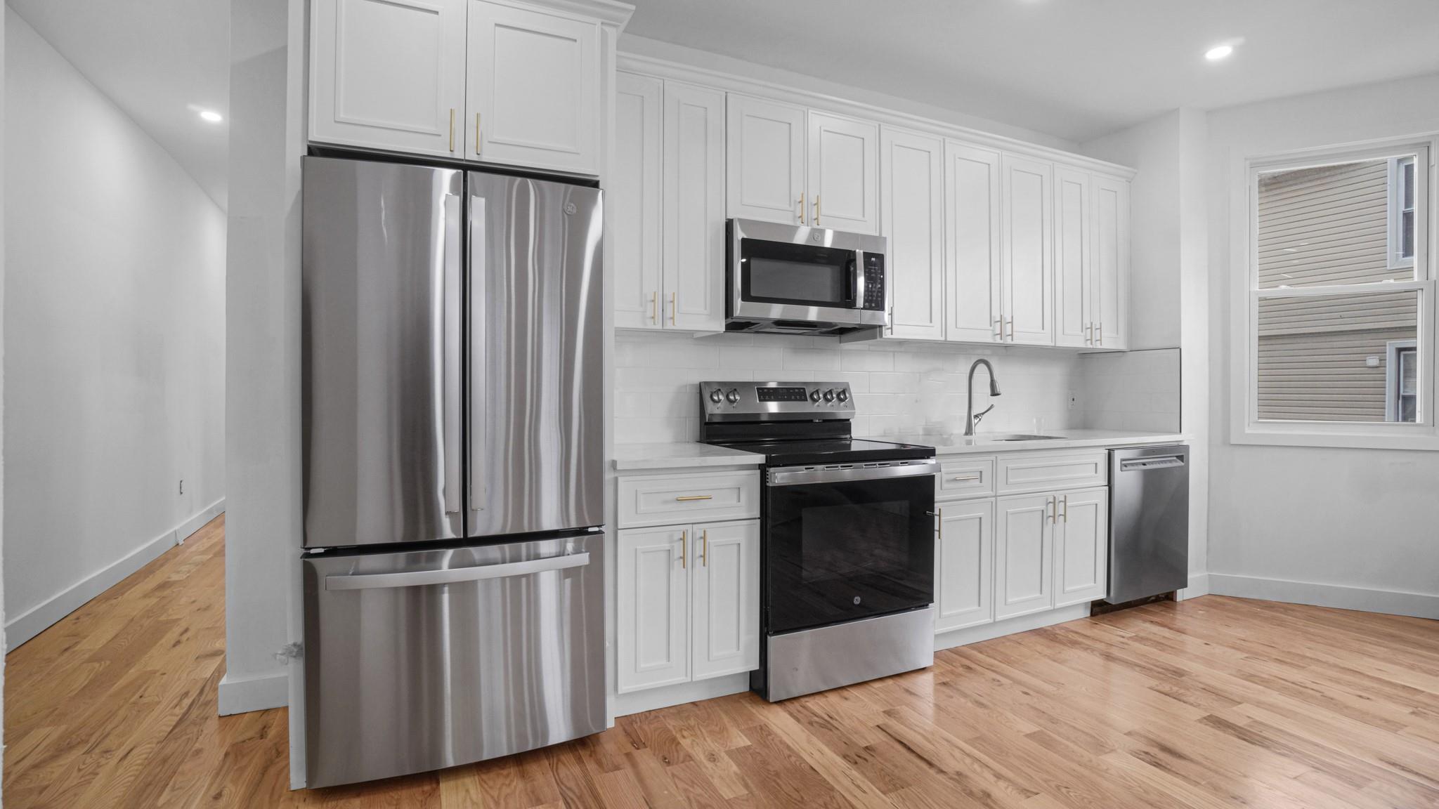 Single Family 4th  Westchester County, NY 10550, MLS-867851-9