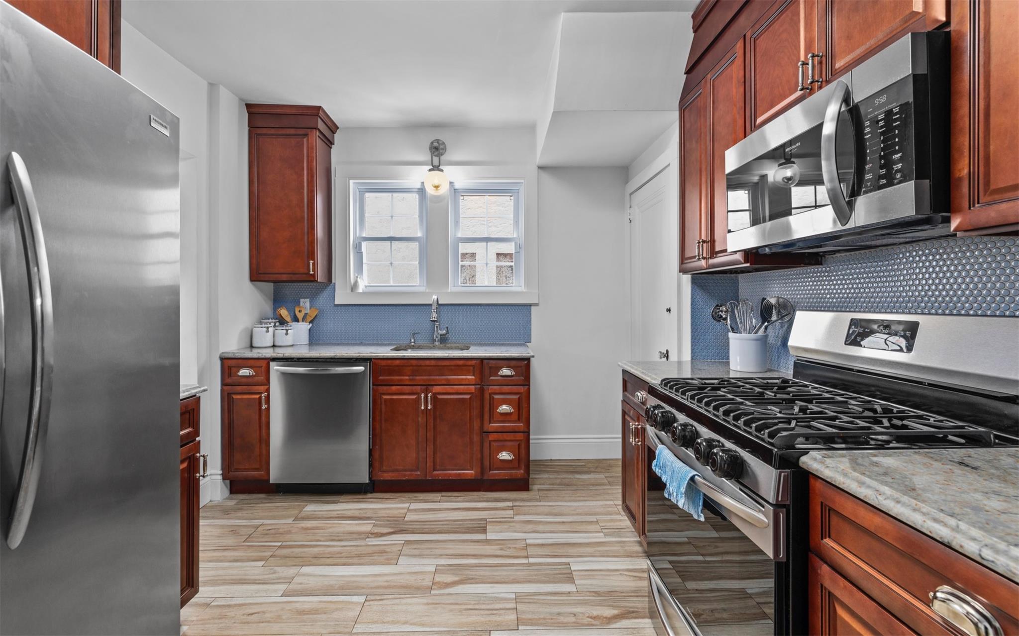 Single Family Hamilton  Nassau County, NY 11570, MLS-867858-13