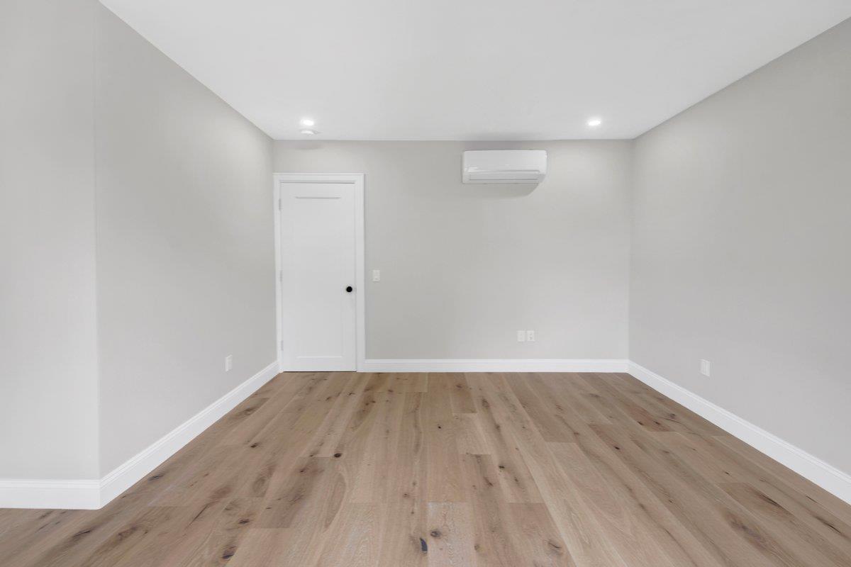 Single Family Edgewood  Westchester County, NY 10704, MLS-867866-12