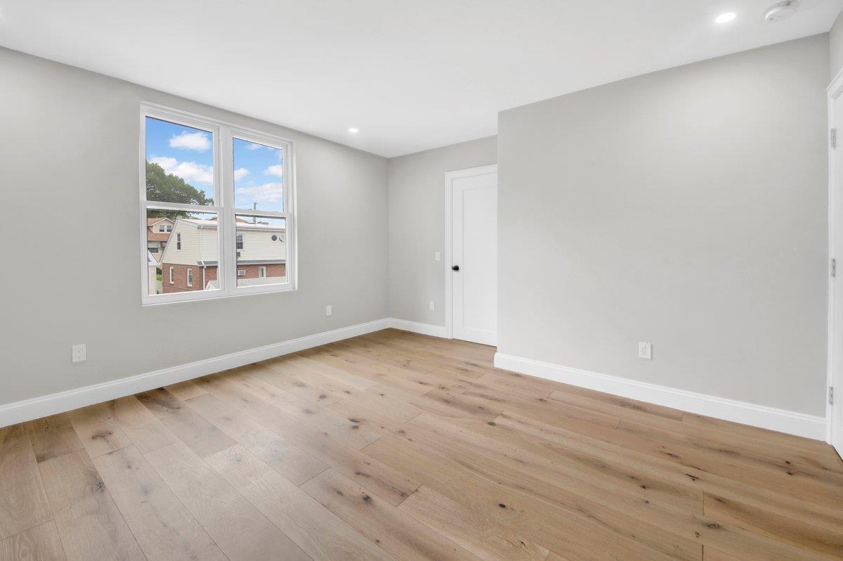 Single Family Edgewood  Westchester County, NY 10704, MLS-867866-18