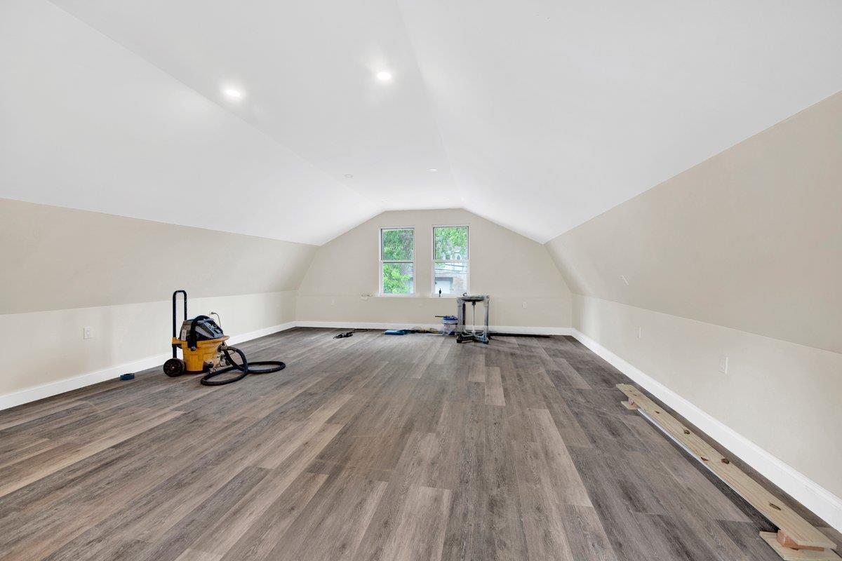 Single Family Edgewood  Westchester County, NY 10704, MLS-867866-22