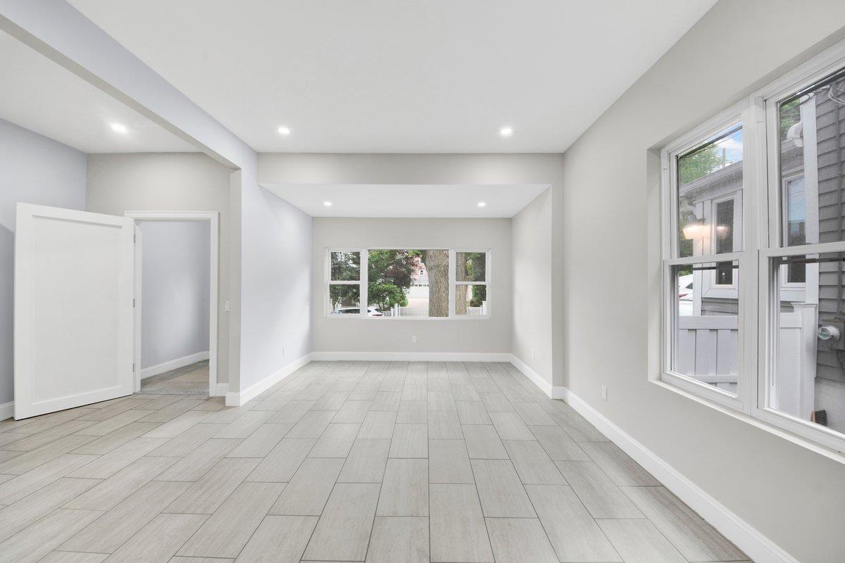 Single Family Edgewood  Westchester County, NY 10704, MLS-867866-25