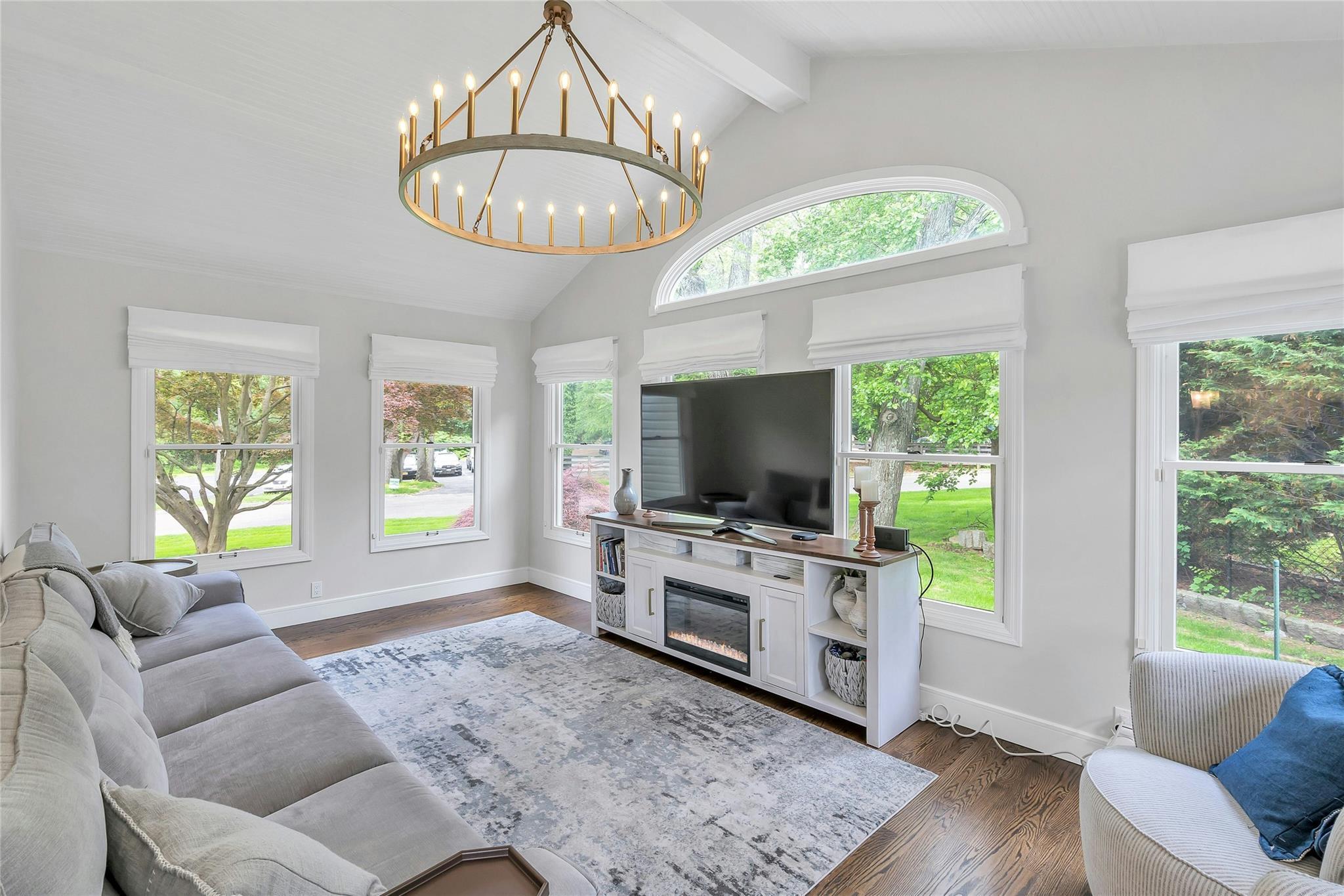 Single Family Pool  Nassau County, NY 11576, MLS-867878-8