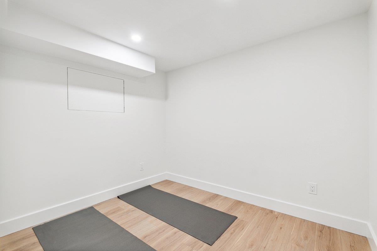 Single Family Crossway  Westchester County, NY 10583, MLS-867890-28