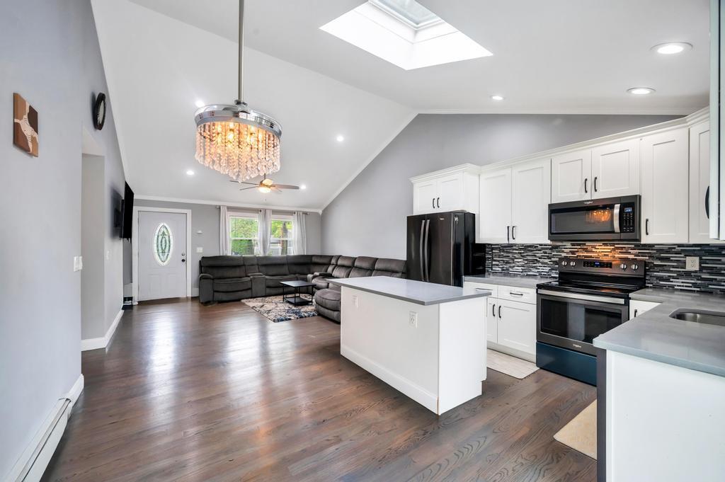 Single Family Flintlock  Suffolk County, NY 11967, MLS-867897-4