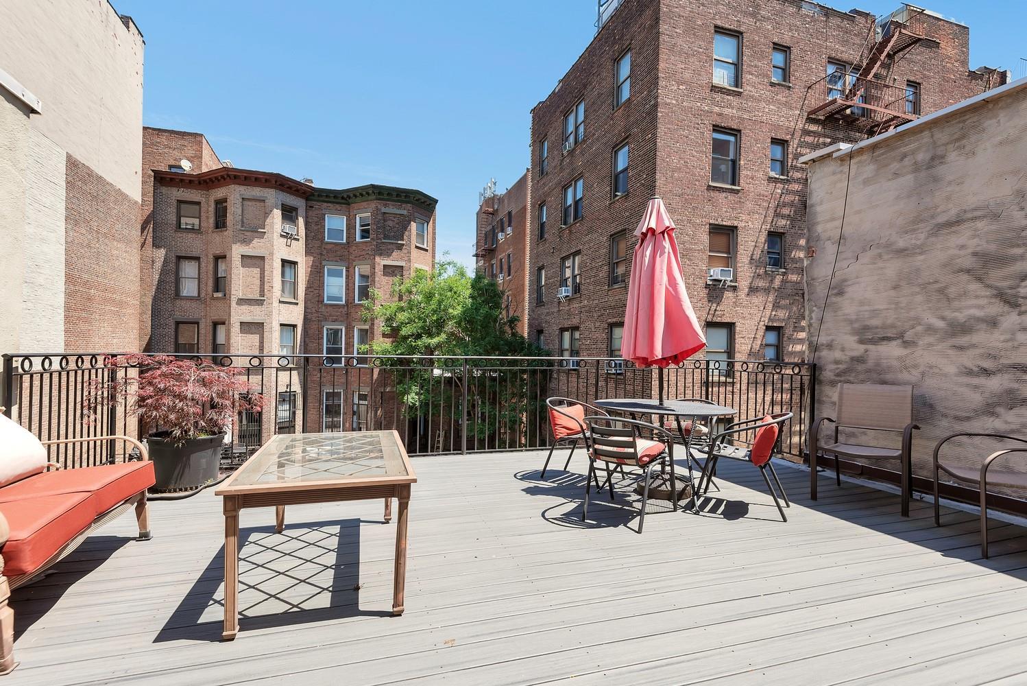 Single Family Vanderbilt  Brooklyn, NY 11238, MLS-867915-18