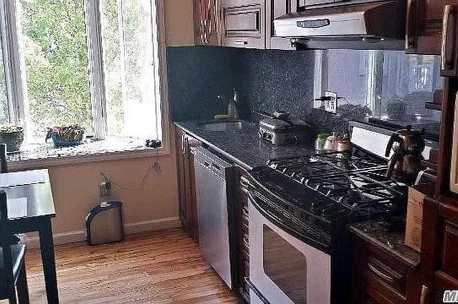 Single Family Peninsula Nassau County, NY 11516, MLS-867927-12