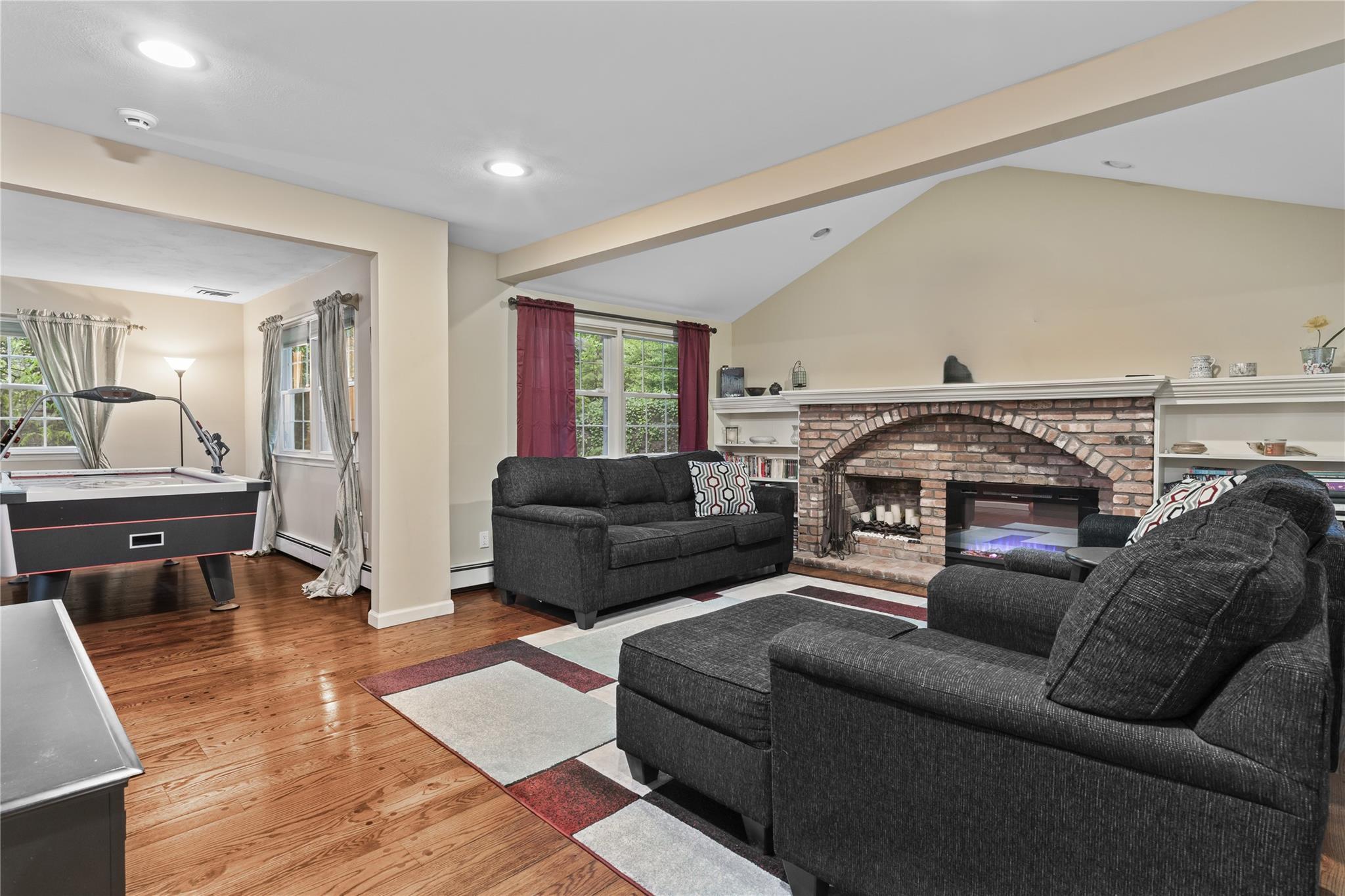 Single Family Maryland  Suffolk County, NY 11746, MLS-867930-11