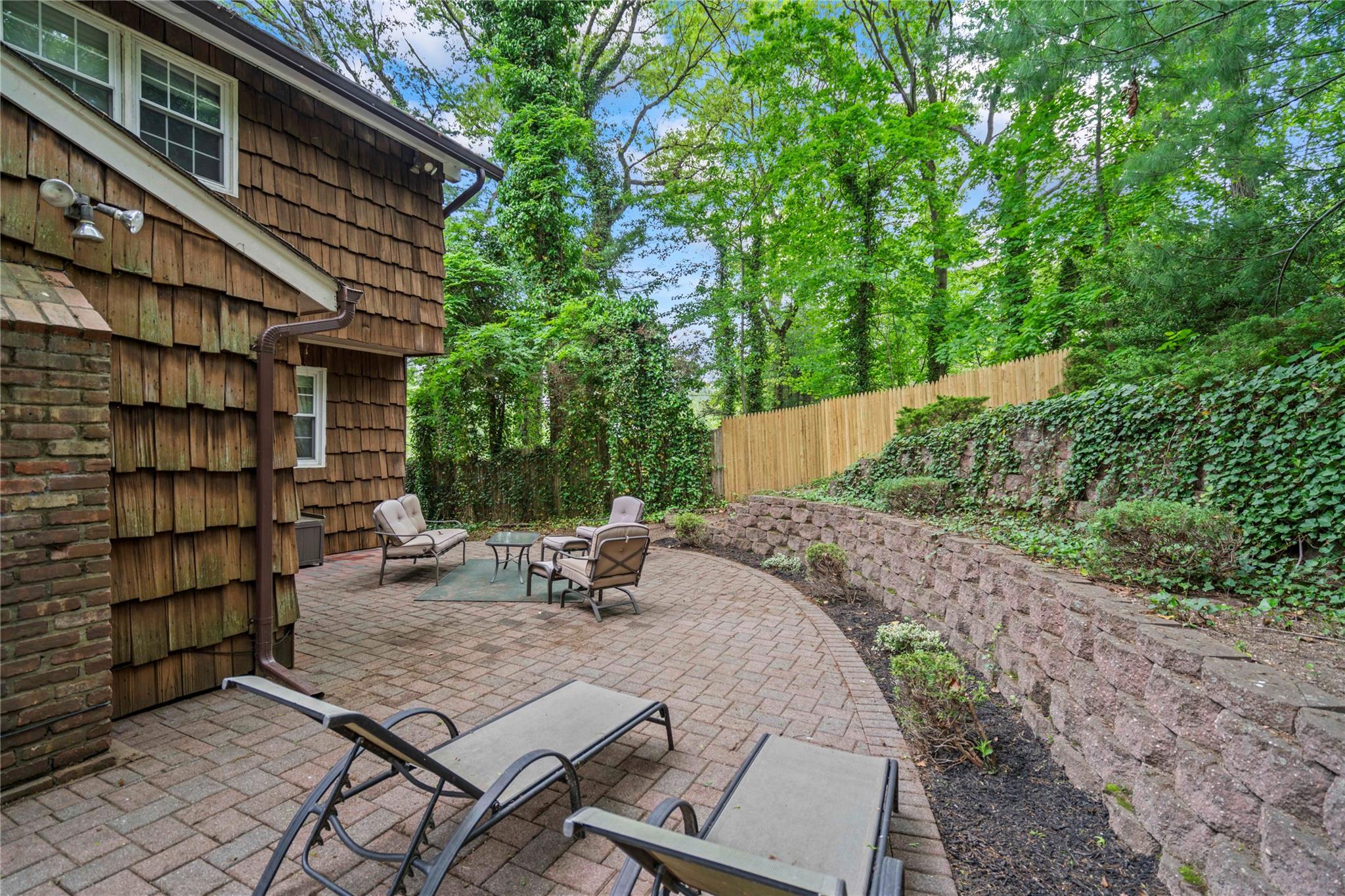Single Family Maryland  Suffolk County, NY 11746, MLS-867930-31