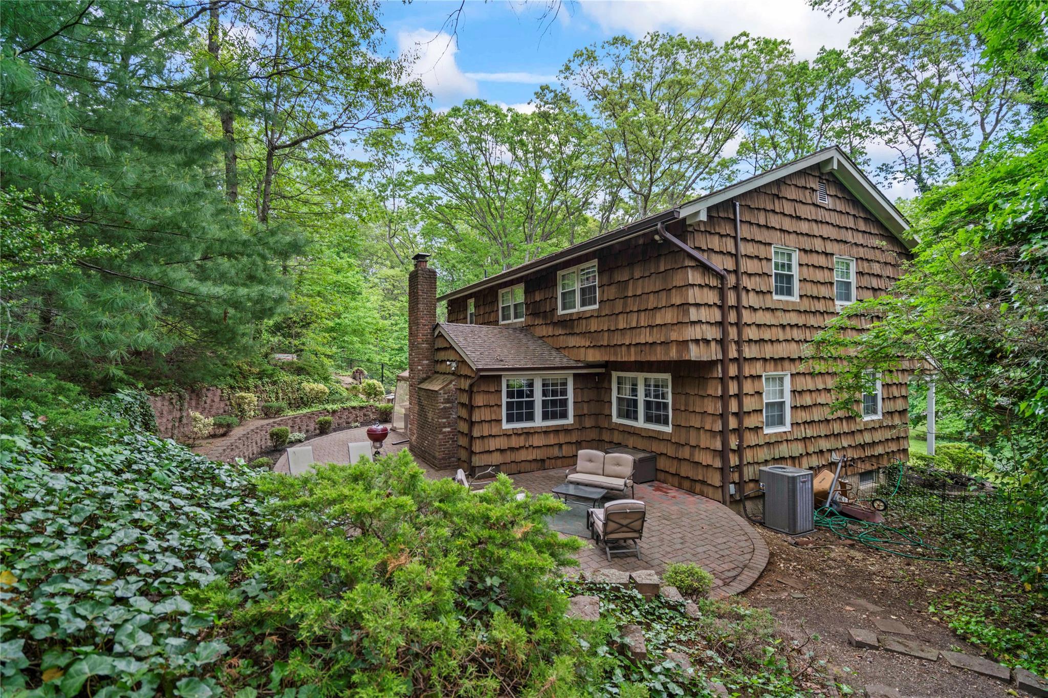 Single Family Maryland  Suffolk County, NY 11746, MLS-867930-34
