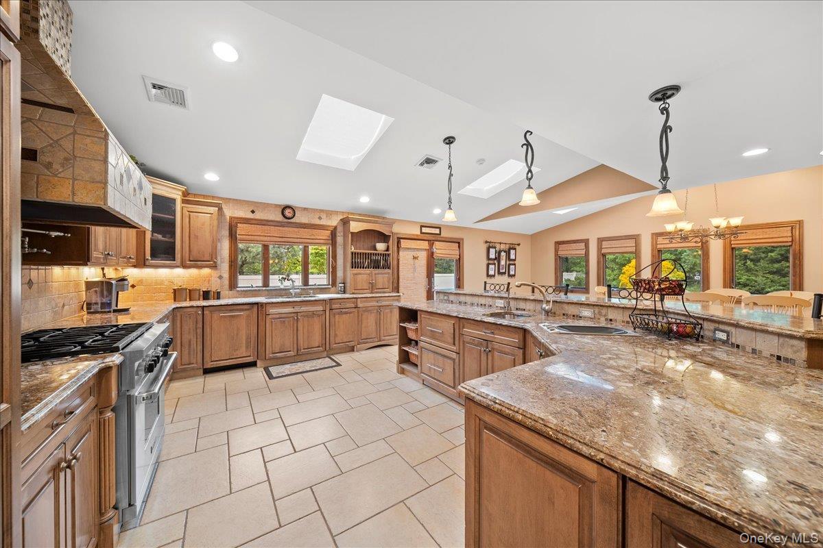 Single Family Kent  Suffolk County, NY 11705, MLS-867941-10