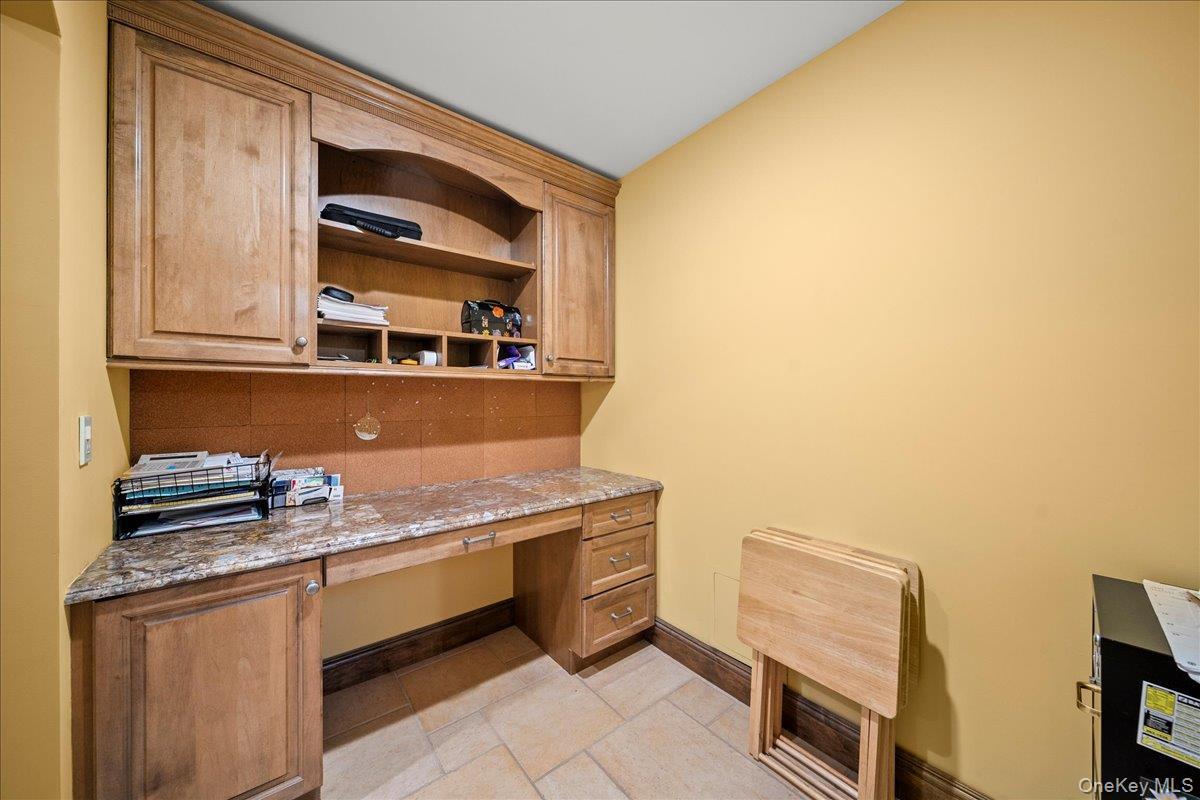 Single Family Kent  Suffolk County, NY 11705, MLS-867941-13