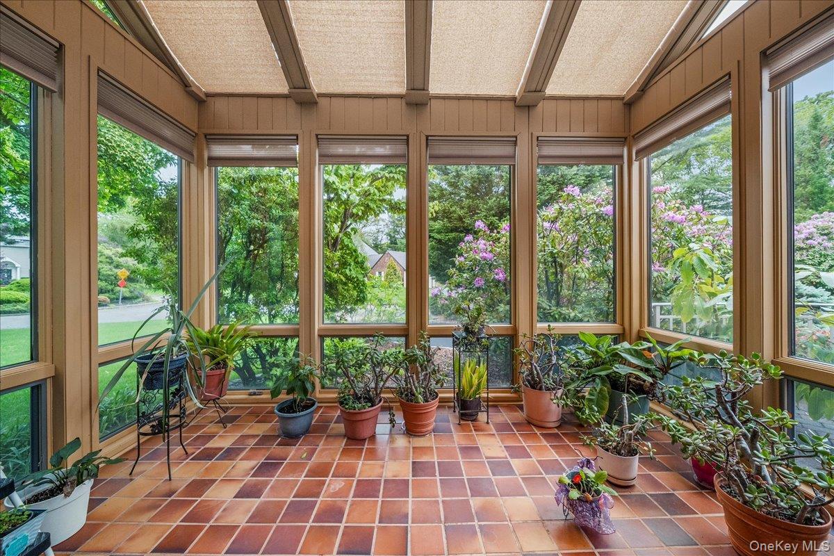 Single Family Kent  Suffolk County, NY 11705, MLS-867941-16