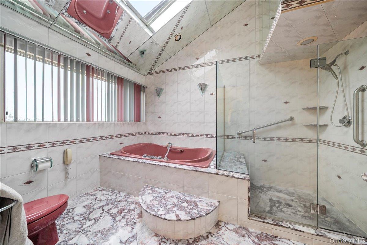 Single Family Kent  Suffolk County, NY 11705, MLS-867941-24