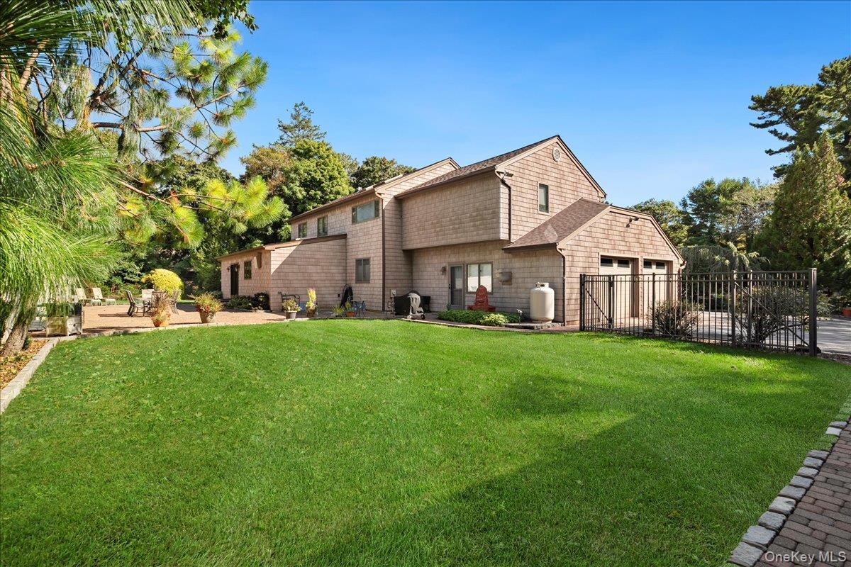 Single Family Kent  Suffolk County, NY 11705, MLS-867941-33