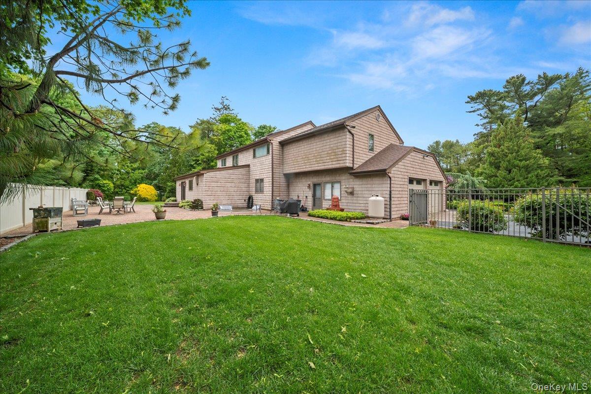 Single Family Kent  Suffolk County, NY 11705, MLS-867941-36