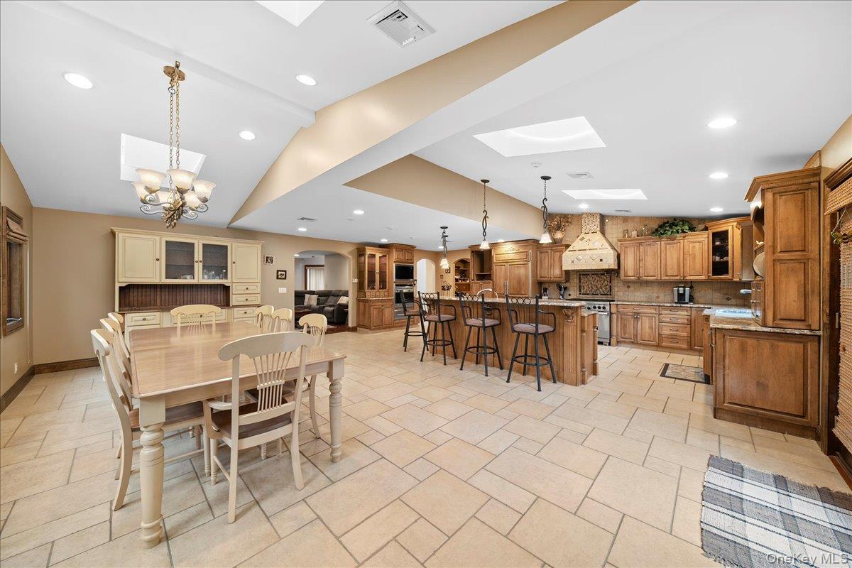 Single Family Kent  Suffolk County, NY 11705, MLS-867941-8