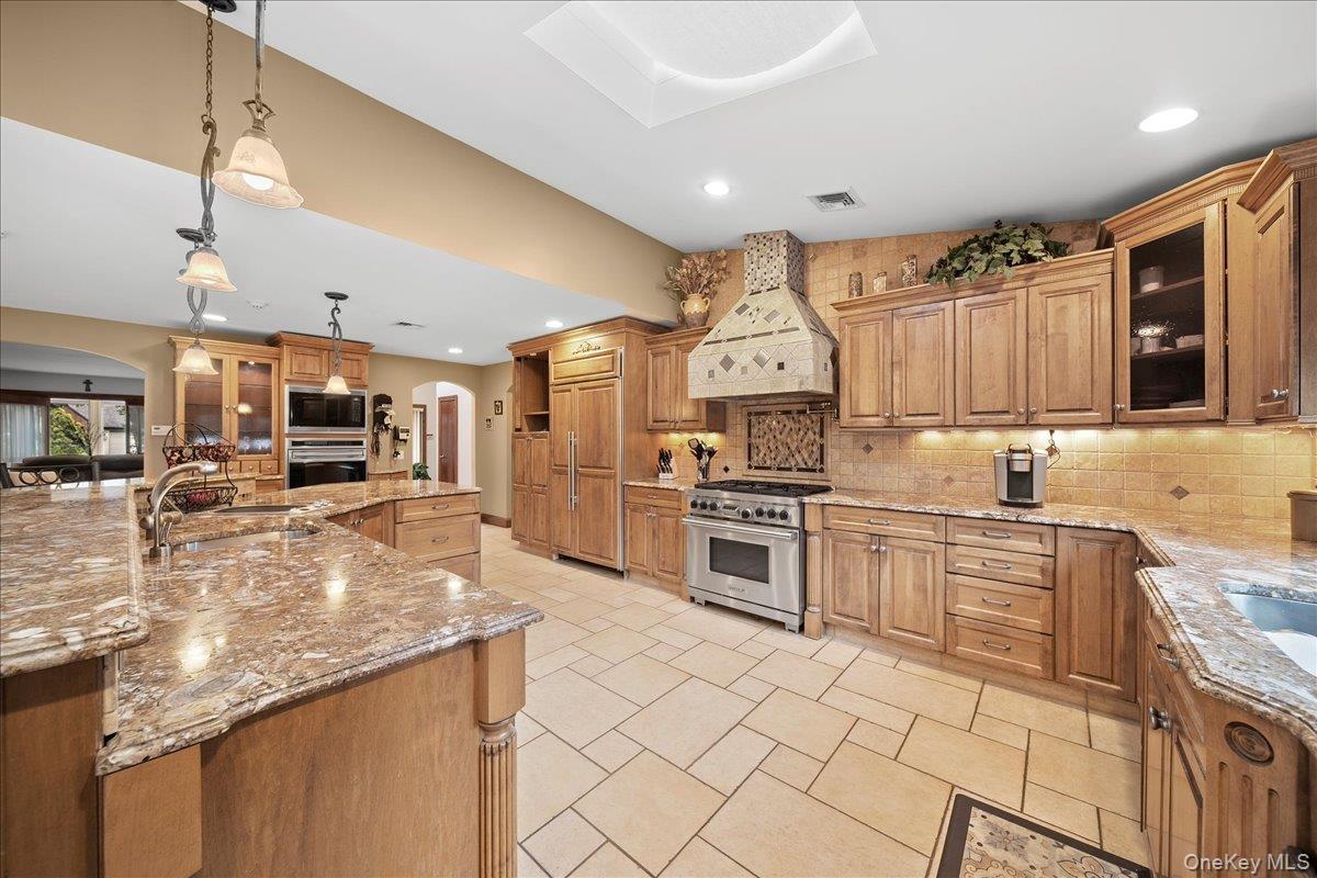 Single Family Kent  Suffolk County, NY 11705, MLS-867941-9