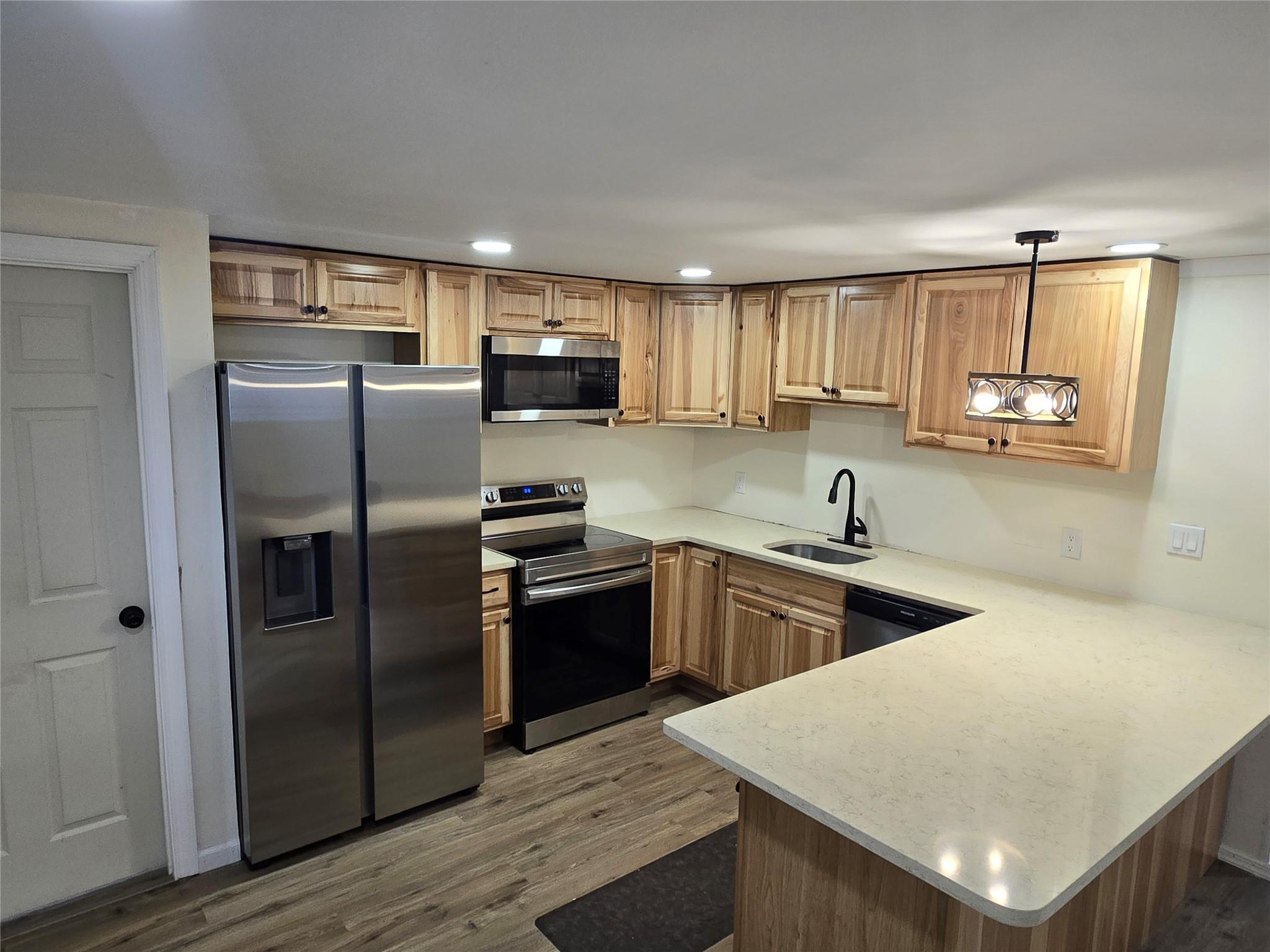 Single Family Periwinkle  Suffolk County, NY 11716, MLS-867949-3