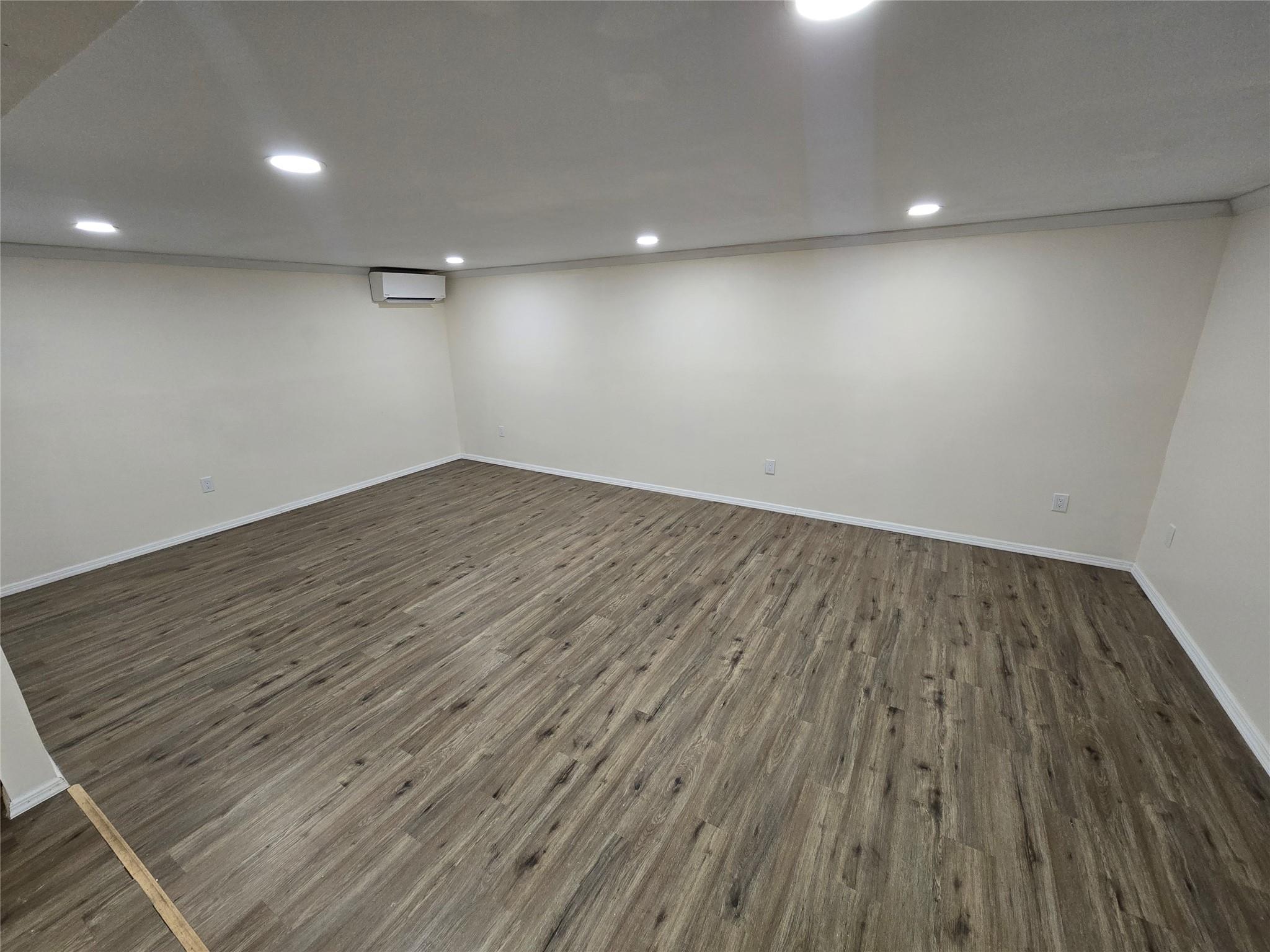 Single Family Periwinkle  Suffolk County, NY 11716, MLS-867949-4