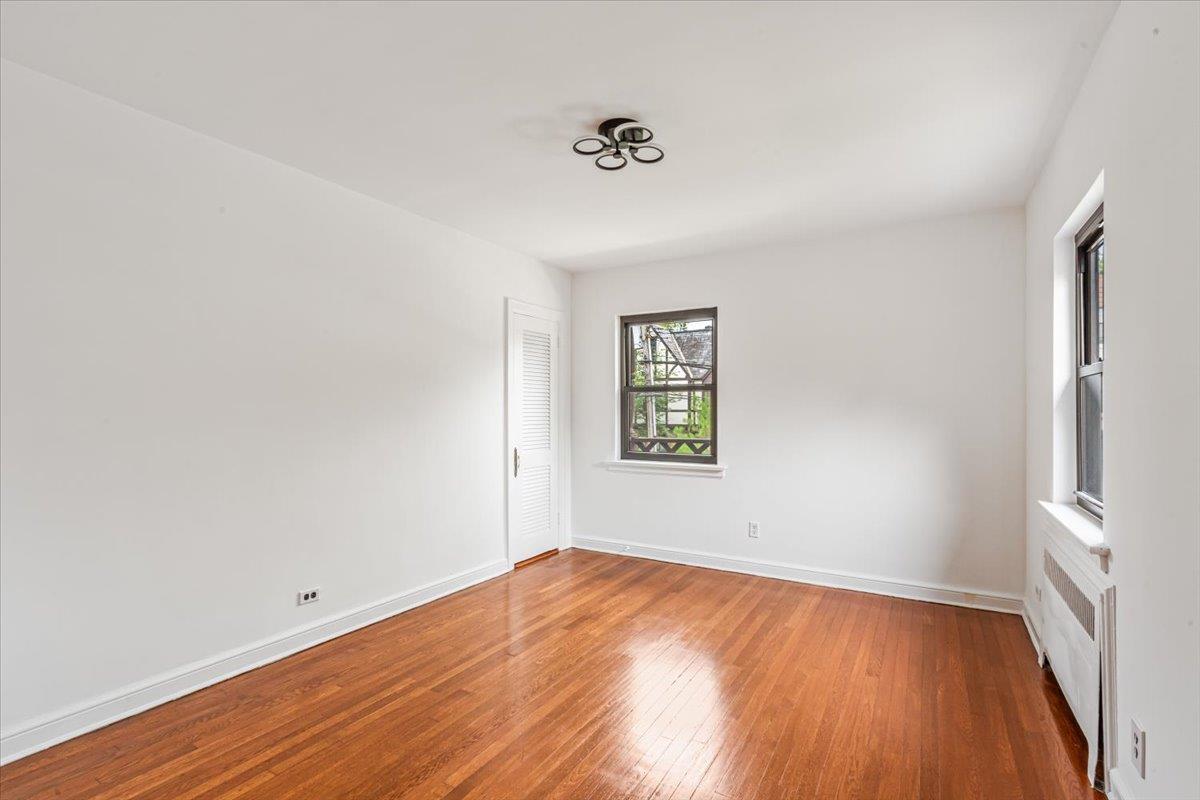 Single Family 33rd  Queens, NY 11358, MLS-867955-26
