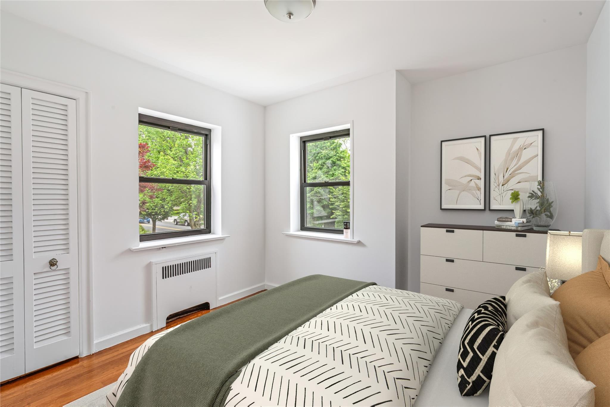 Single Family 33rd  Queens, NY 11358, MLS-867955-9