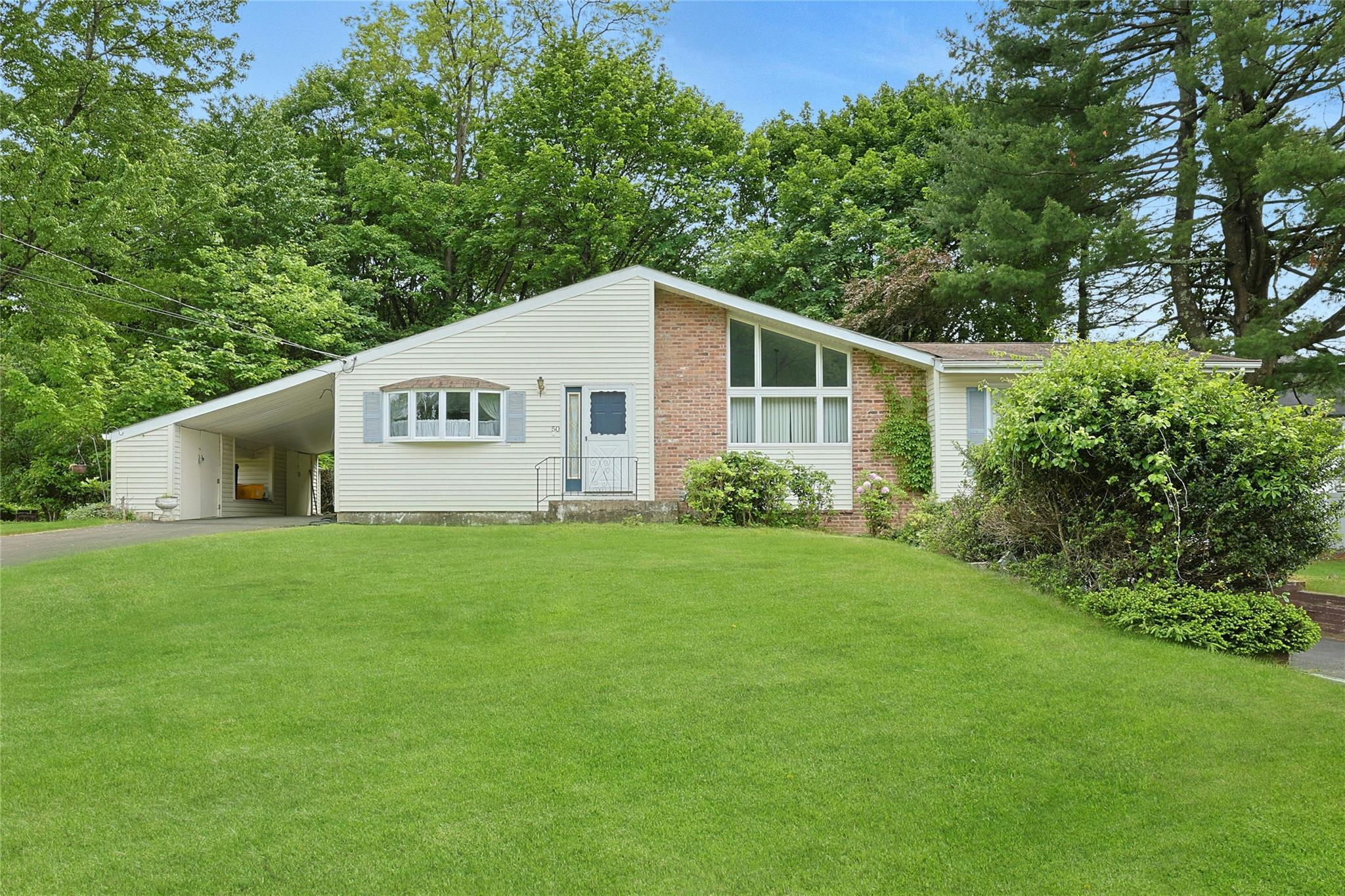 Single Family Parker  Rockland County, NY 10952, MLS-867963-2