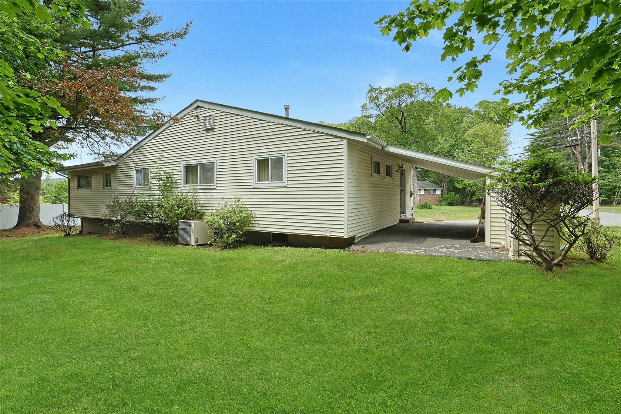 Single Family Parker  Rockland County, NY 10952, MLS-867963-23