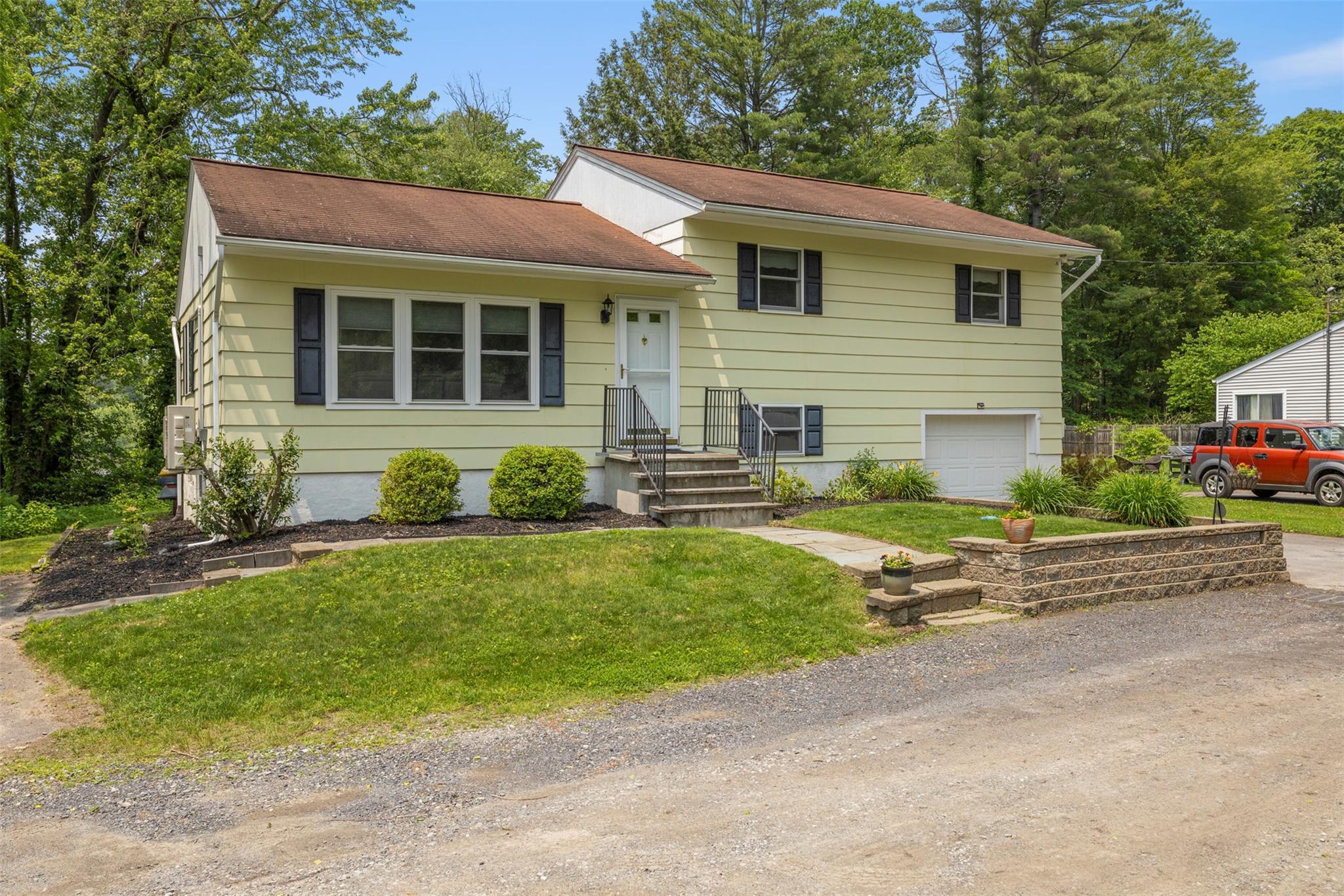 Single Family Dogwood  Ulster County, NY 12561, MLS-867983-3