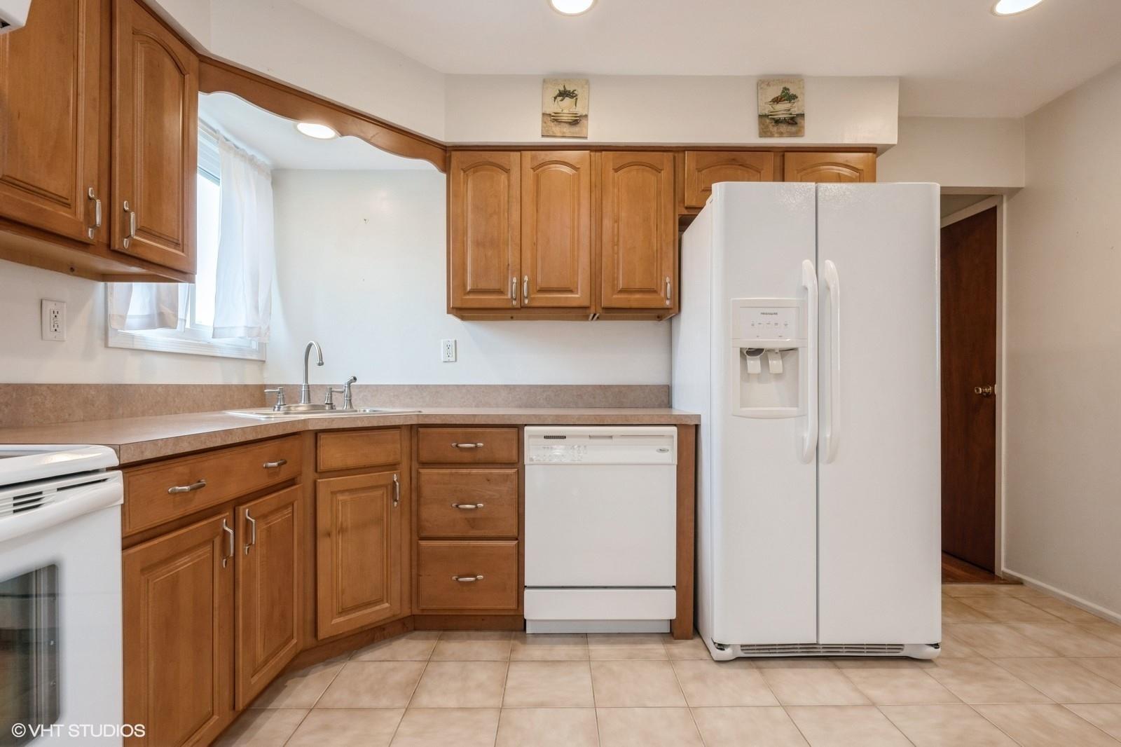 Single Family Fir Nassau County, NY 11793, MLS-867987-11