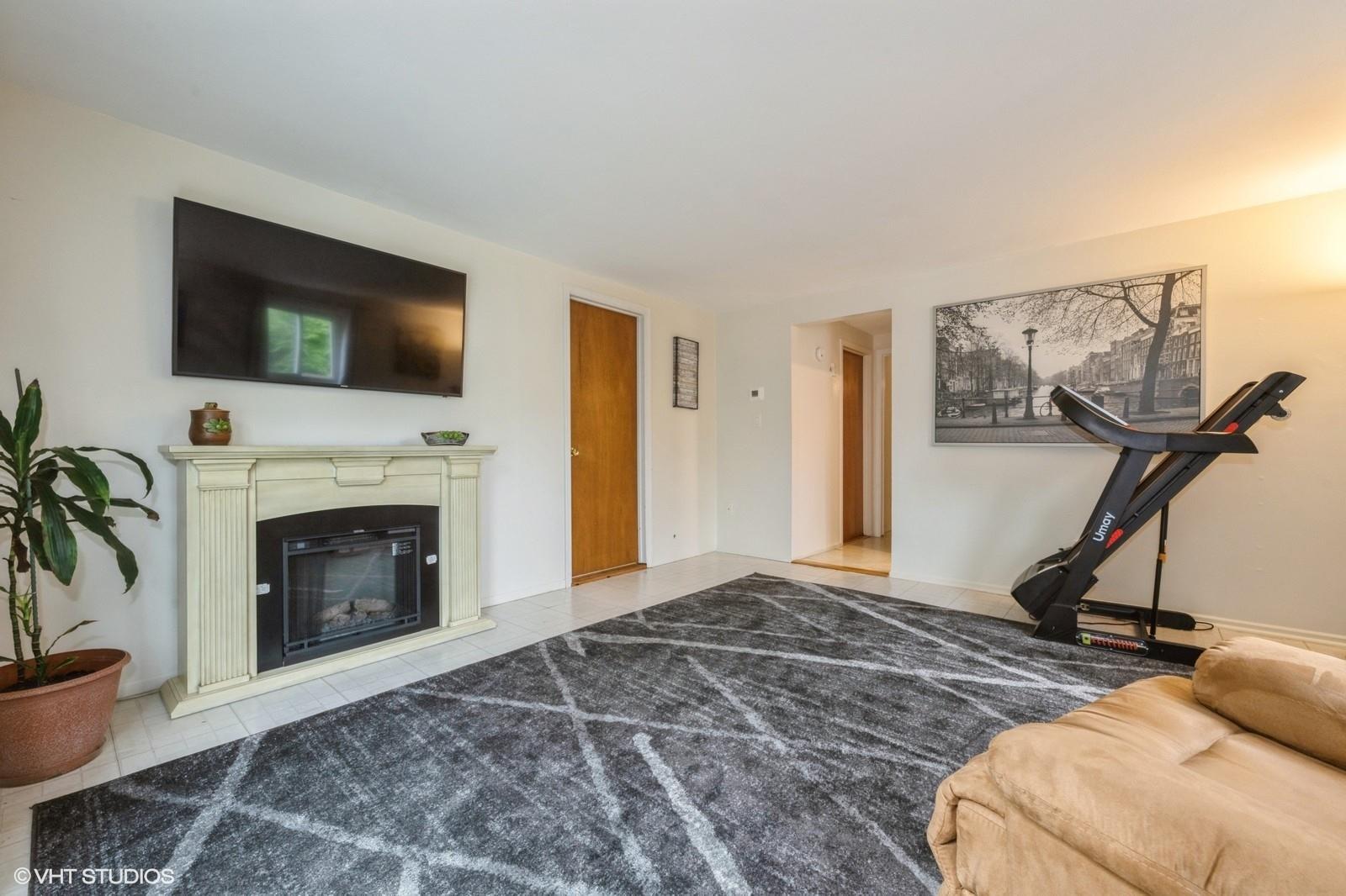 Single Family Fir Nassau County, NY 11793, MLS-867987-20