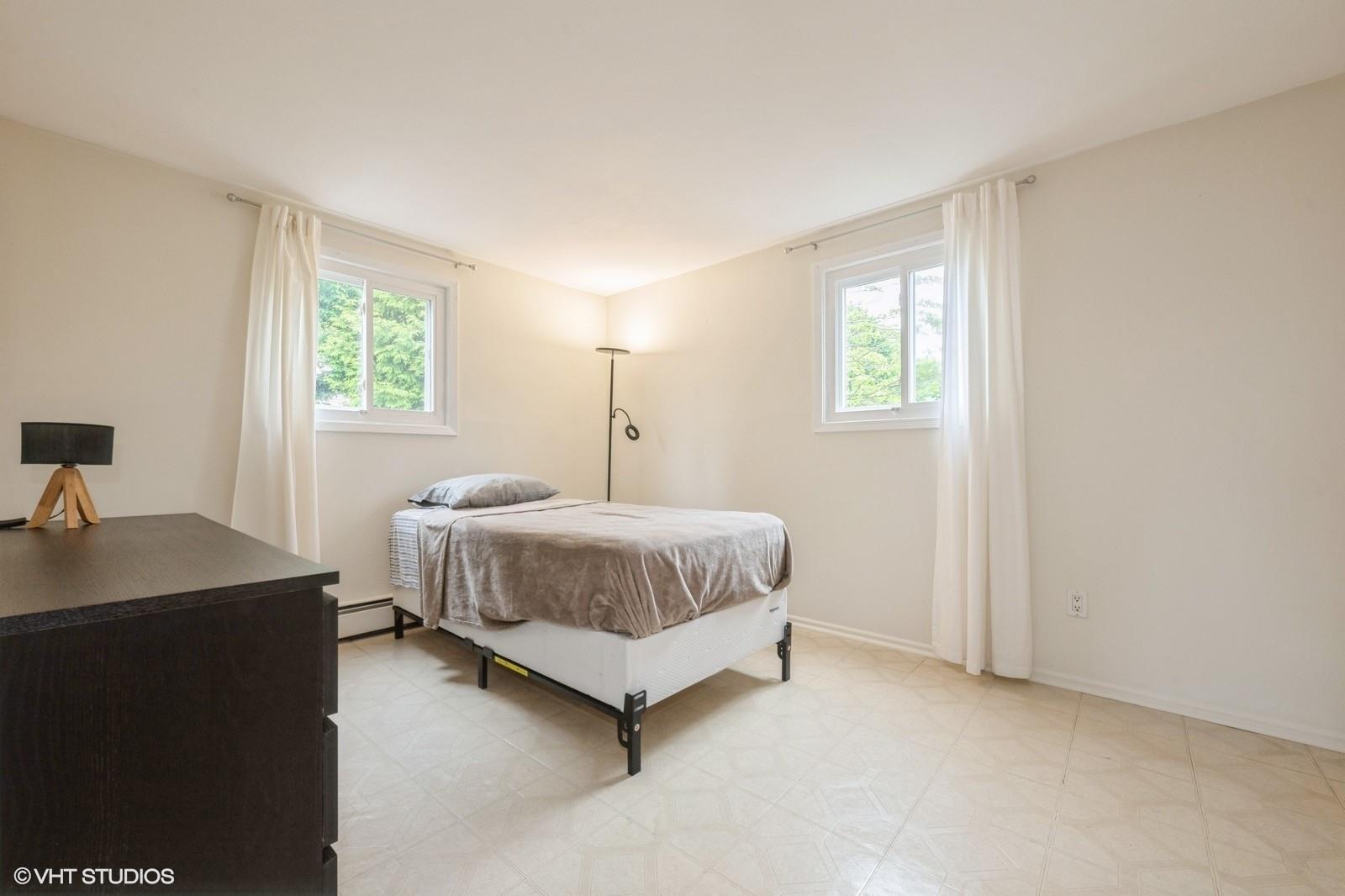 Single Family Fir Nassau County, NY 11793, MLS-867987-22