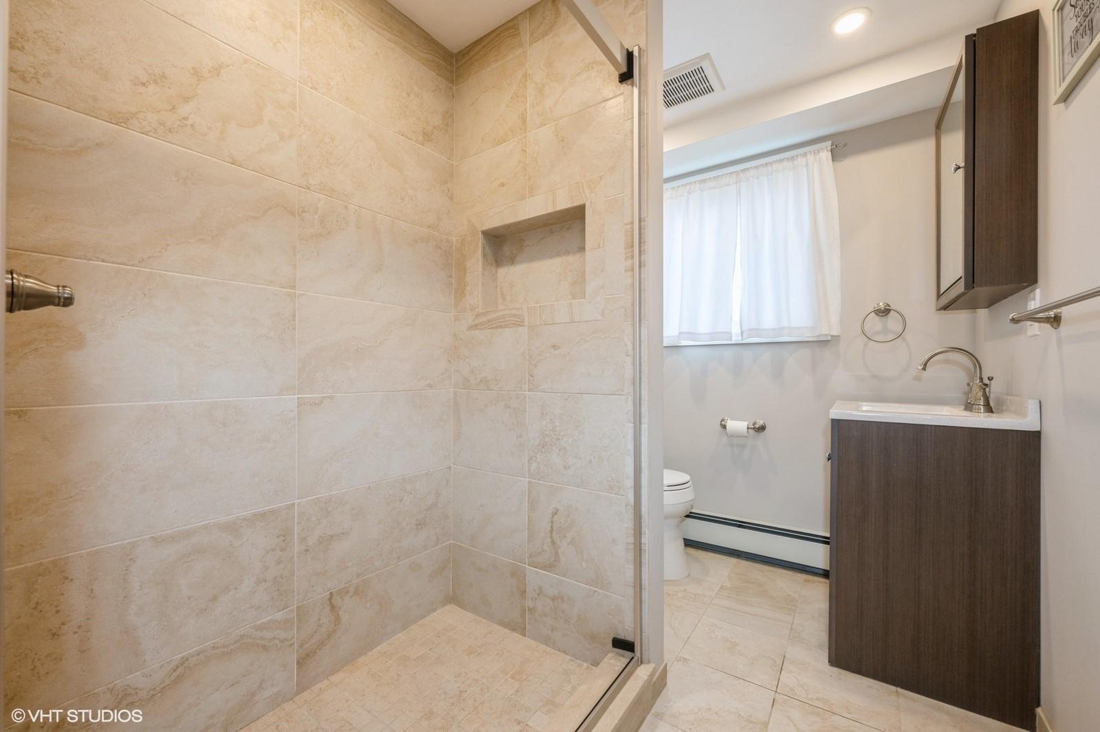 Single Family Fir Nassau County, NY 11793, MLS-867987-24