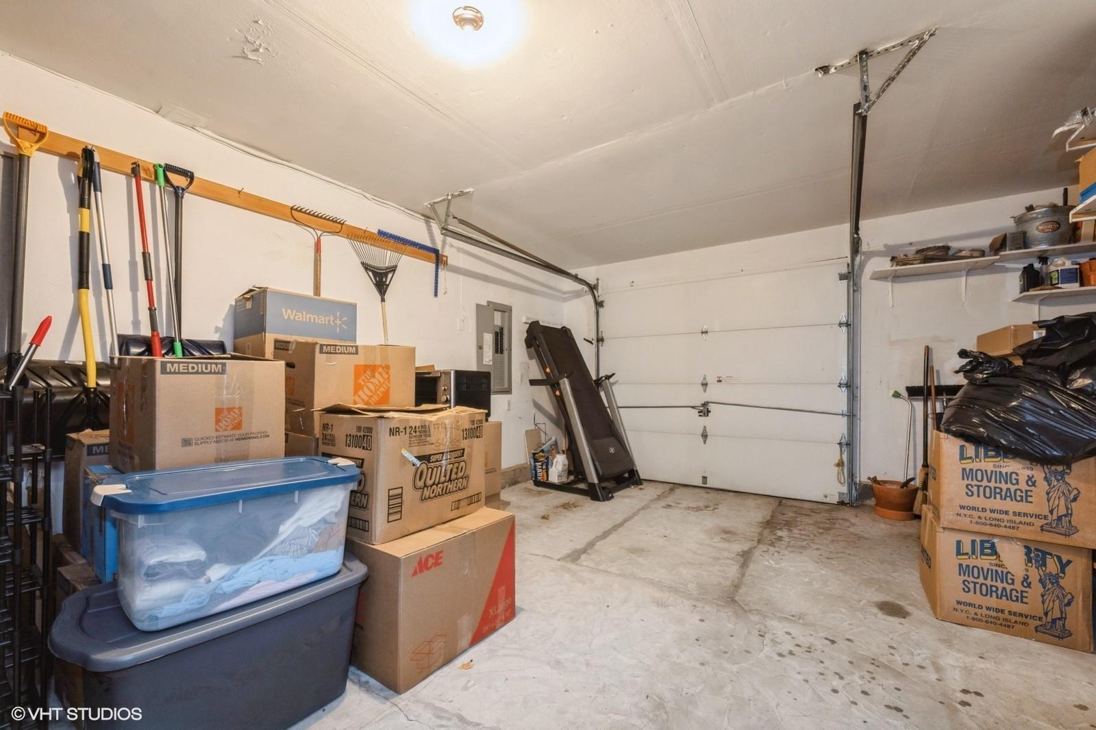 Single Family Fir Nassau County, NY 11793, MLS-867987-26