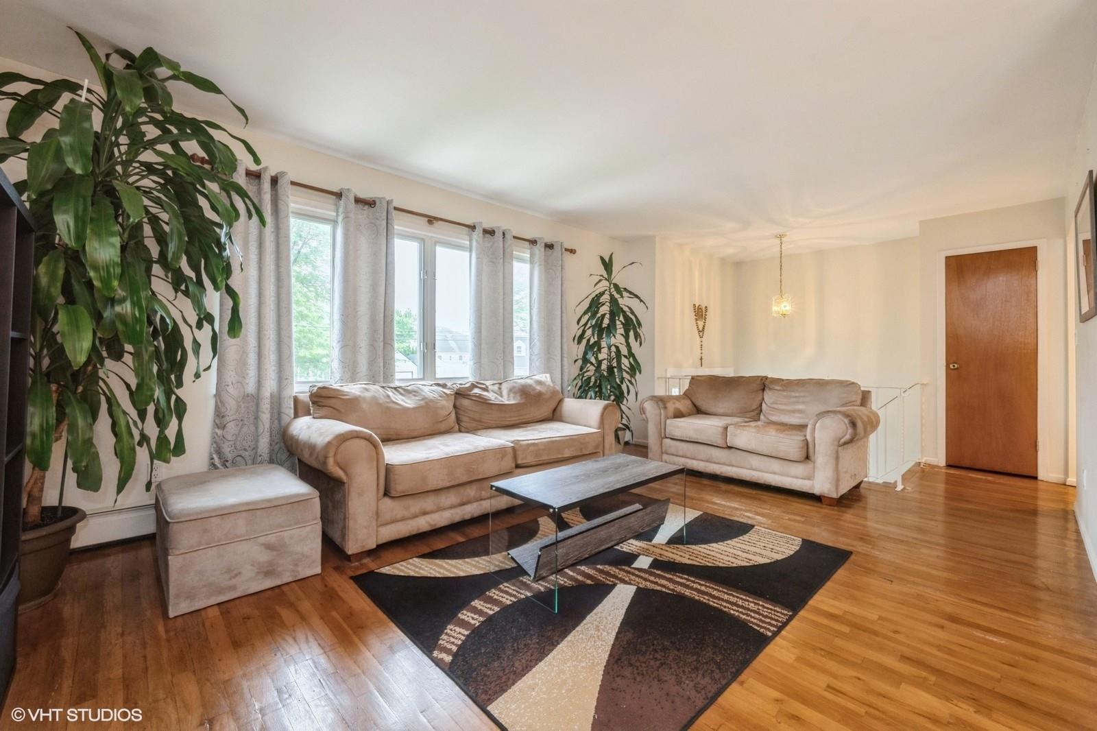 Single Family Fir Nassau County, NY 11793, MLS-867987-4