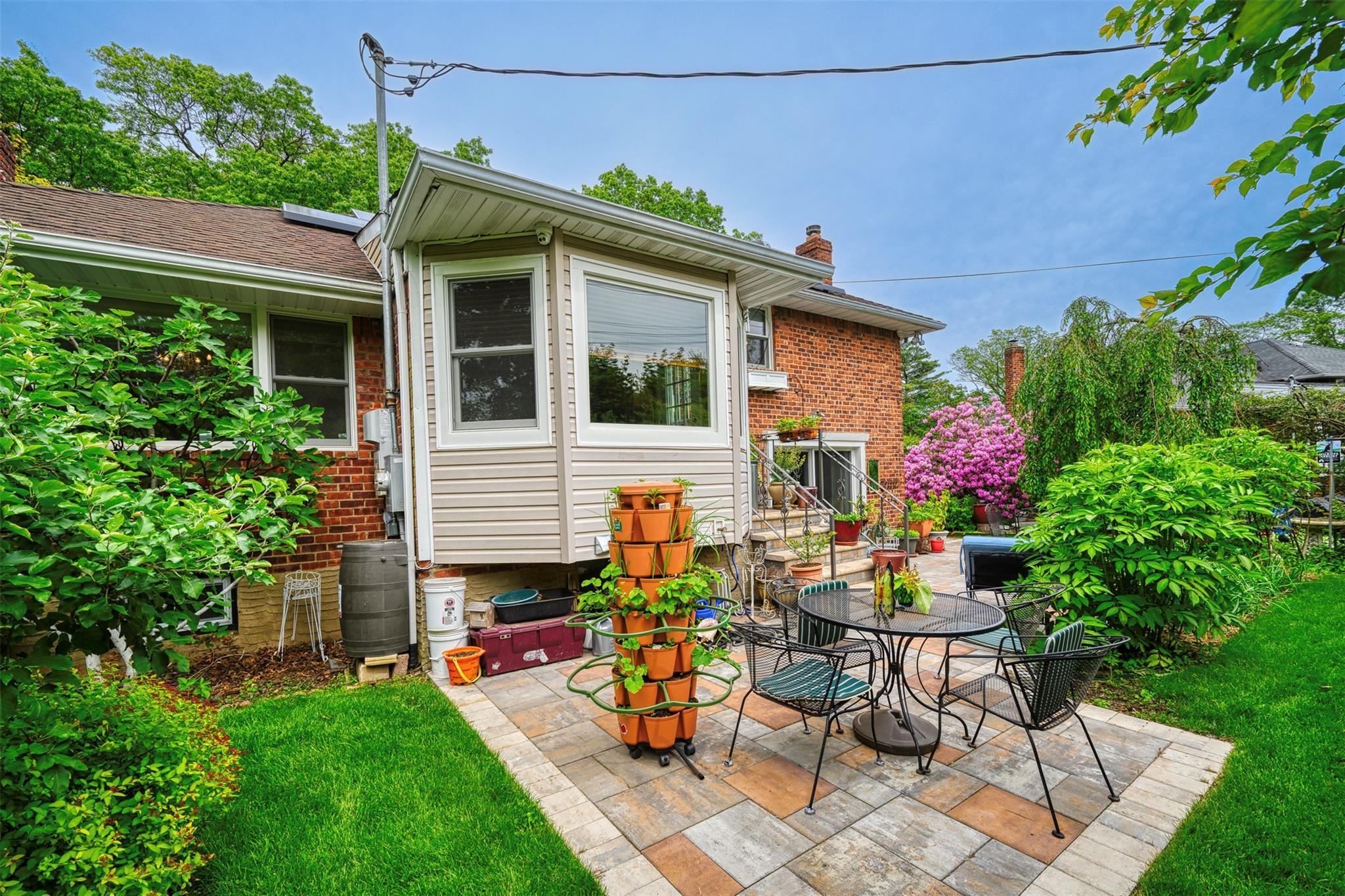 Single Family Gary  Nassau County, NY 11590, MLS-868007-39