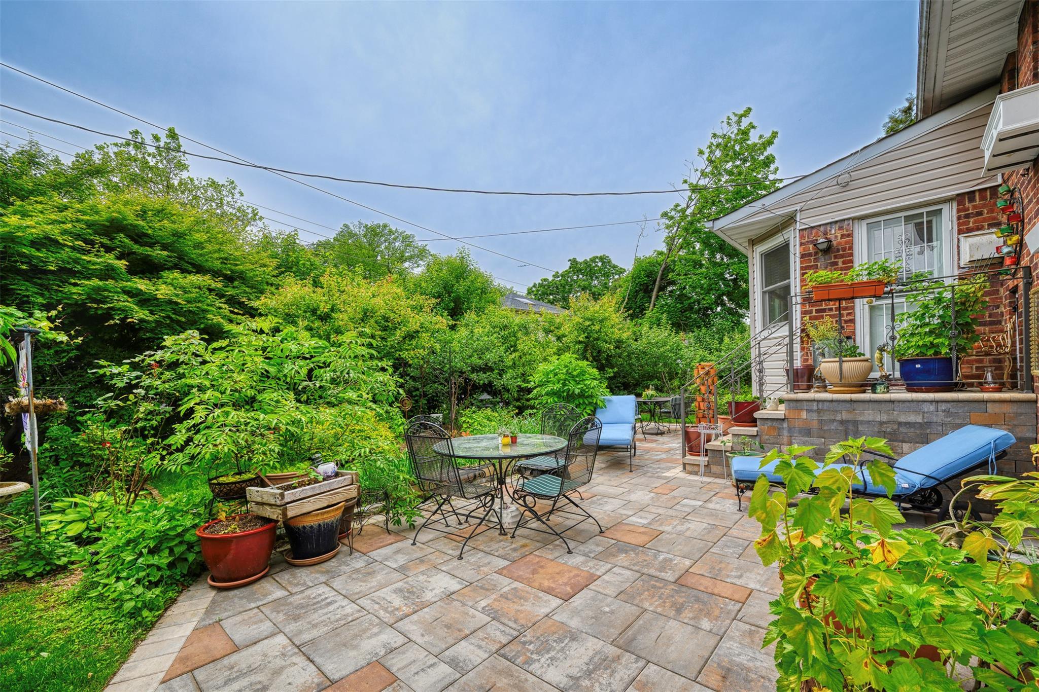 Single Family Gary  Nassau County, NY 11590, MLS-868007-40
