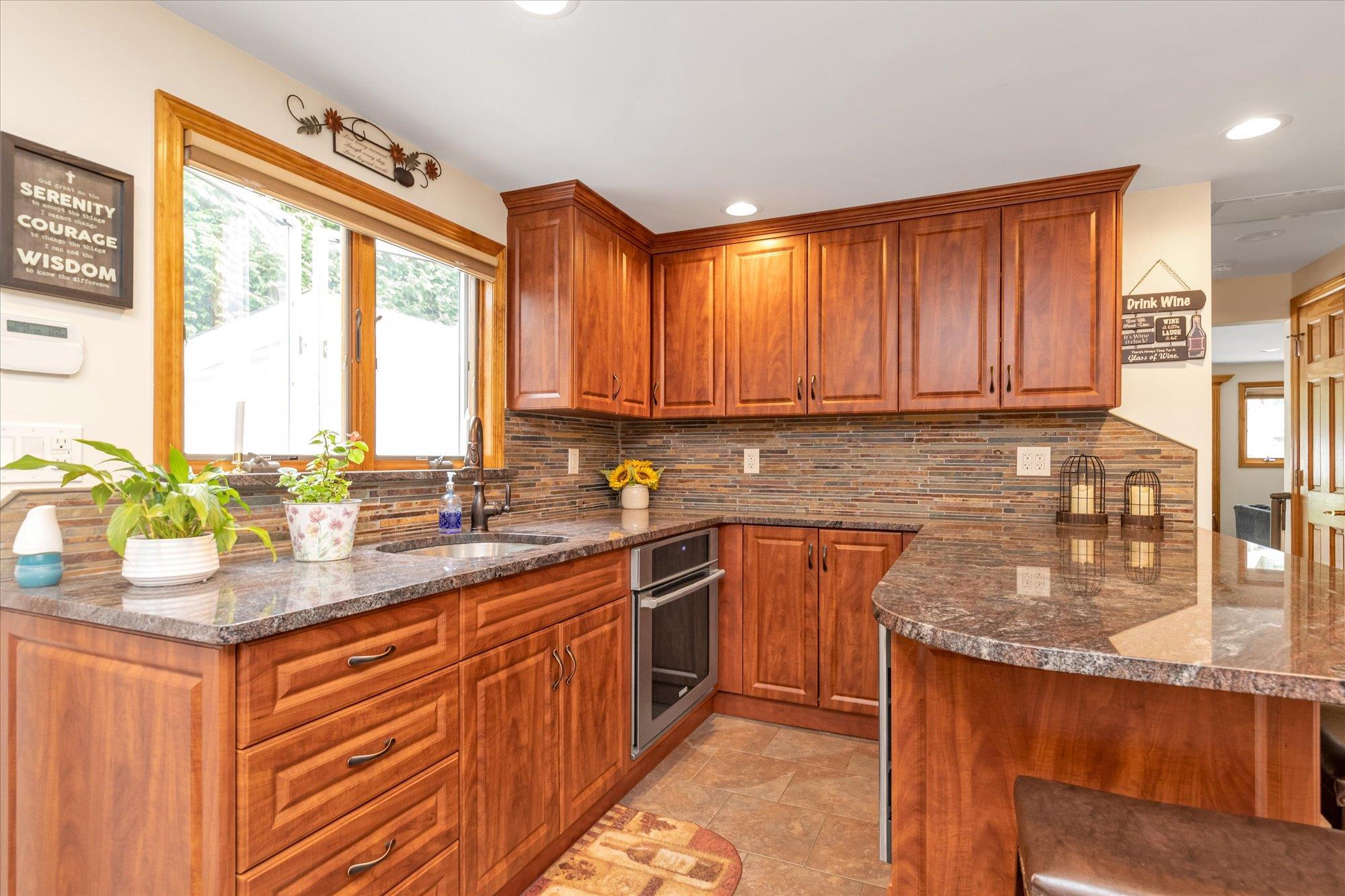 Single Family Oakview  Nassau County, NY 11572, MLS-868008-15