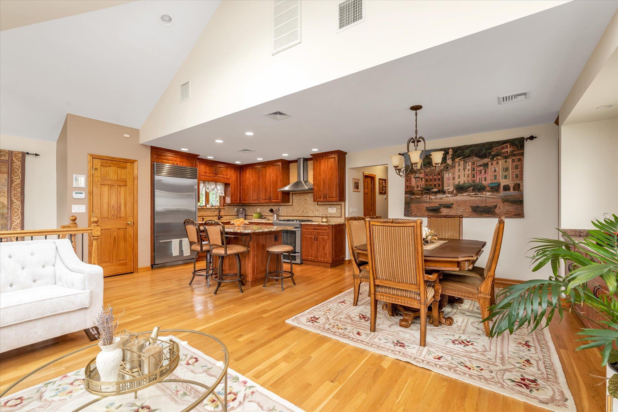 Single Family Oakview  Nassau County, NY 11572, MLS-868008-4