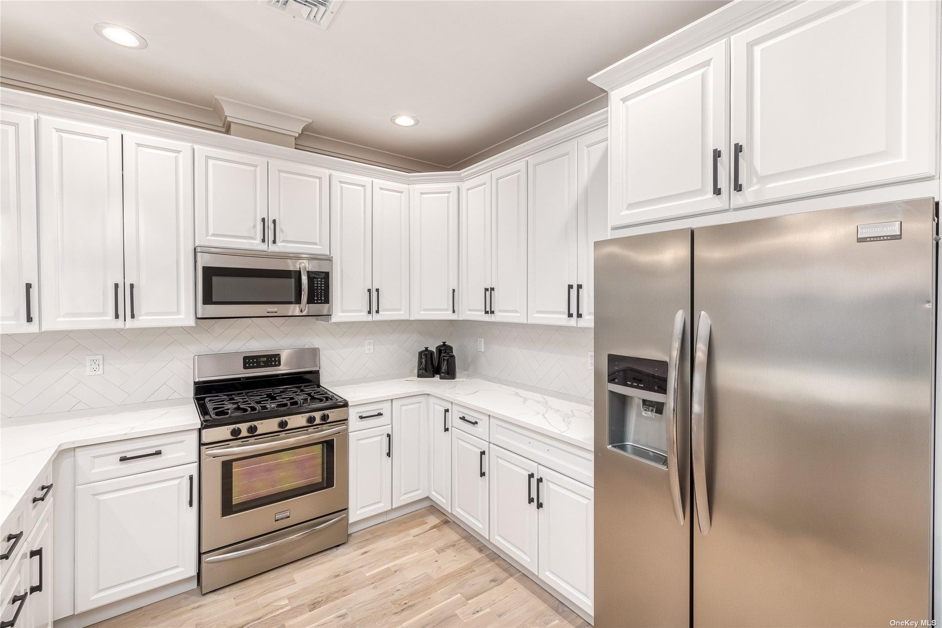 Condo Ocean Watch  Nassau County, NY 11520, MLS-868015-11