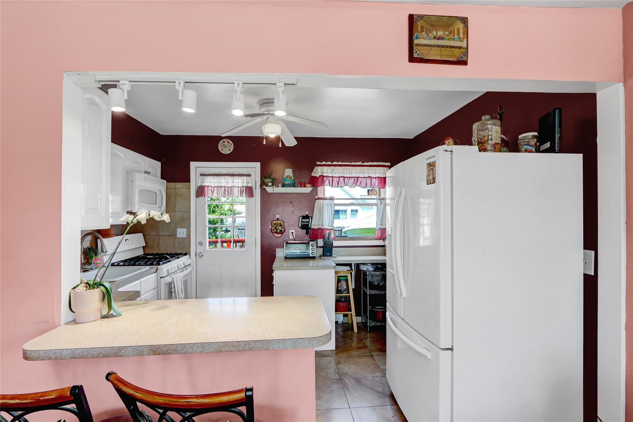 Single Family Shore  Suffolk County, NY 11757, MLS-868024-10