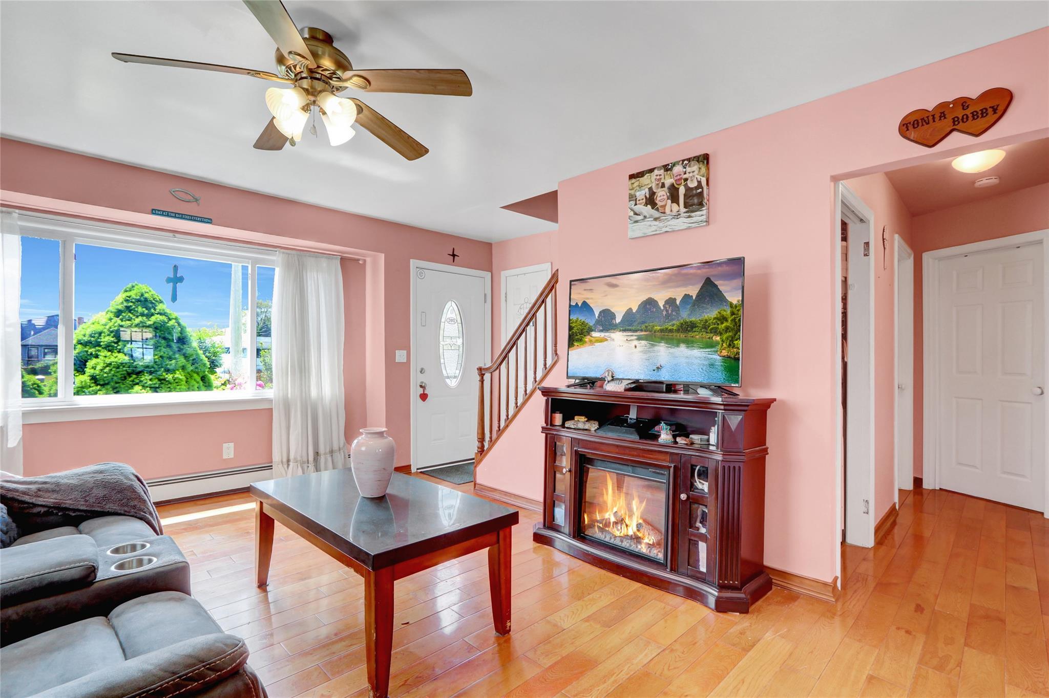 Single Family Shore  Suffolk County, NY 11757, MLS-868024-5