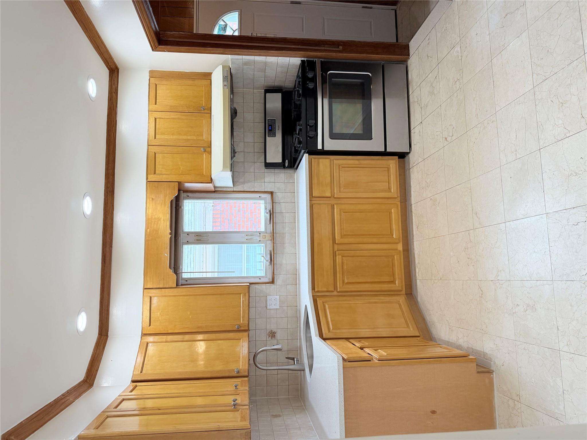 Single Family Hampton  Queens, NY 11364, MLS-868029-5